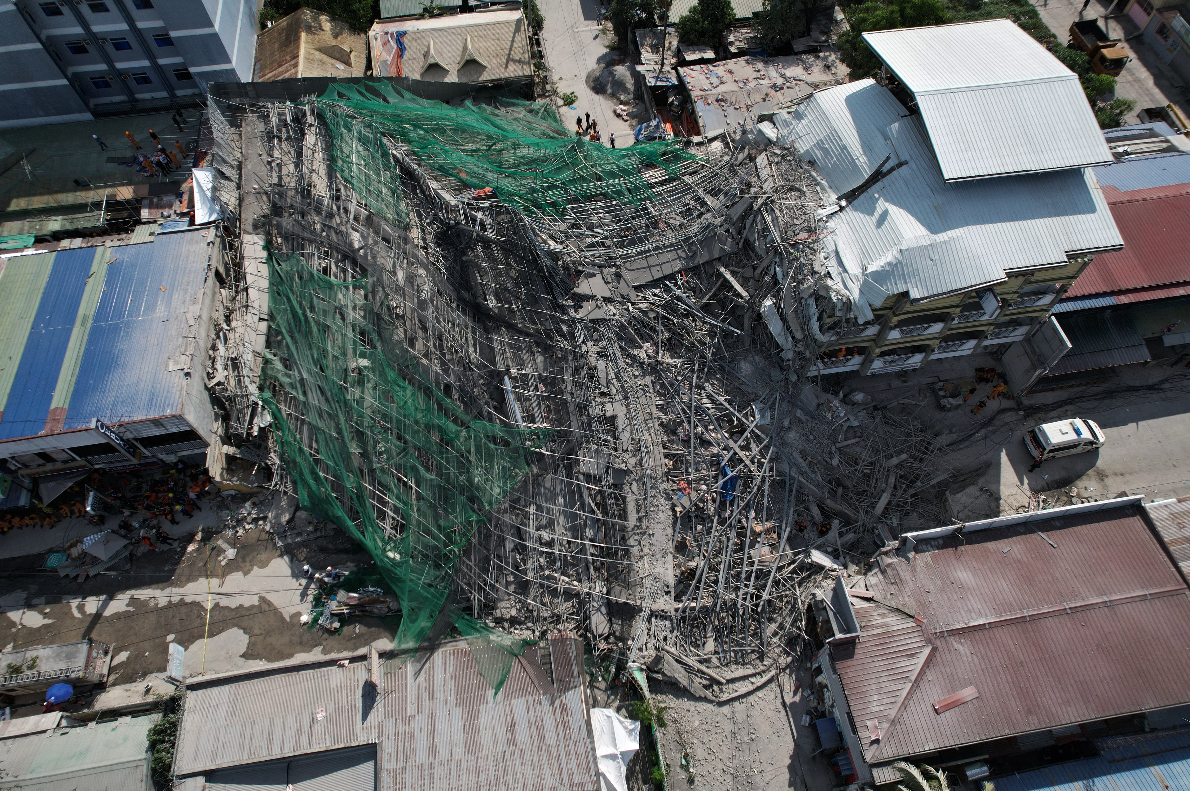 APTOPIX Philippines Building Collapse