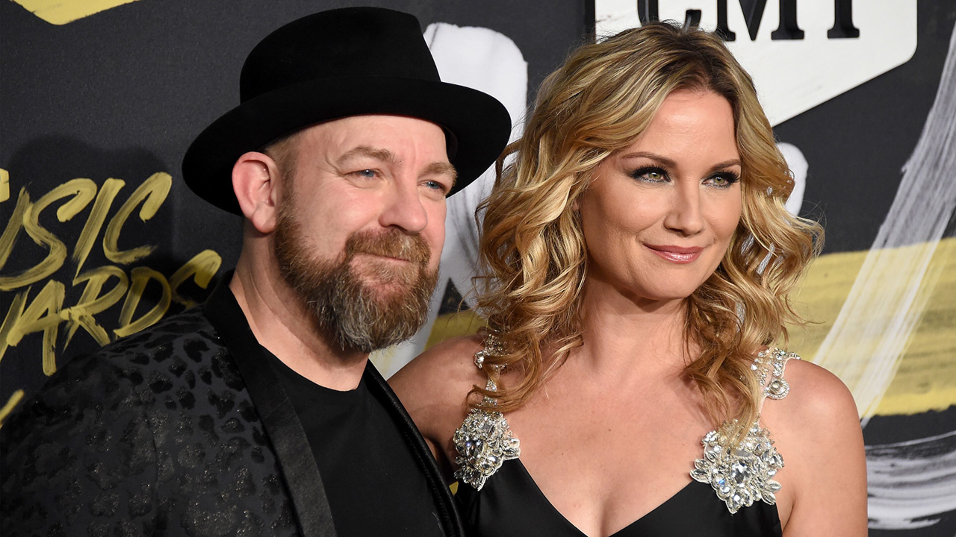 NASHVILLE, TN - JUNE 06: Kristian Bush (L) and Jennifer Nettles of musical group Sugarland attend the 2018 CMT Music Awards at Bridgestone Arena on June 6, 2018 in Nashville, Tennessee. (Photo by Mike Coppola/Getty Images for CMT)