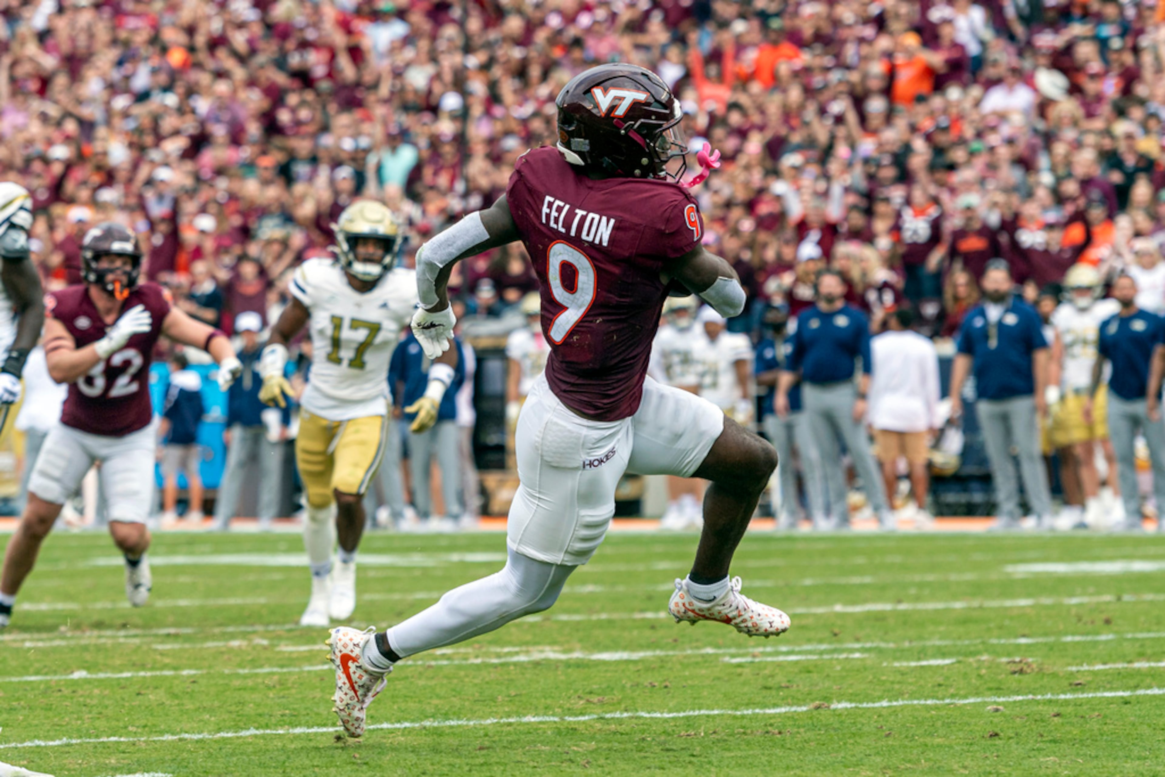 Virginia Tech's Da'Quan Felton runs after catch near goal line against Georgia Tech during the second half of an NCAA college football game, Saturday, Oct. 26, 2024, in Blacksburg, Va. (AP Photo/Robert Simmons)