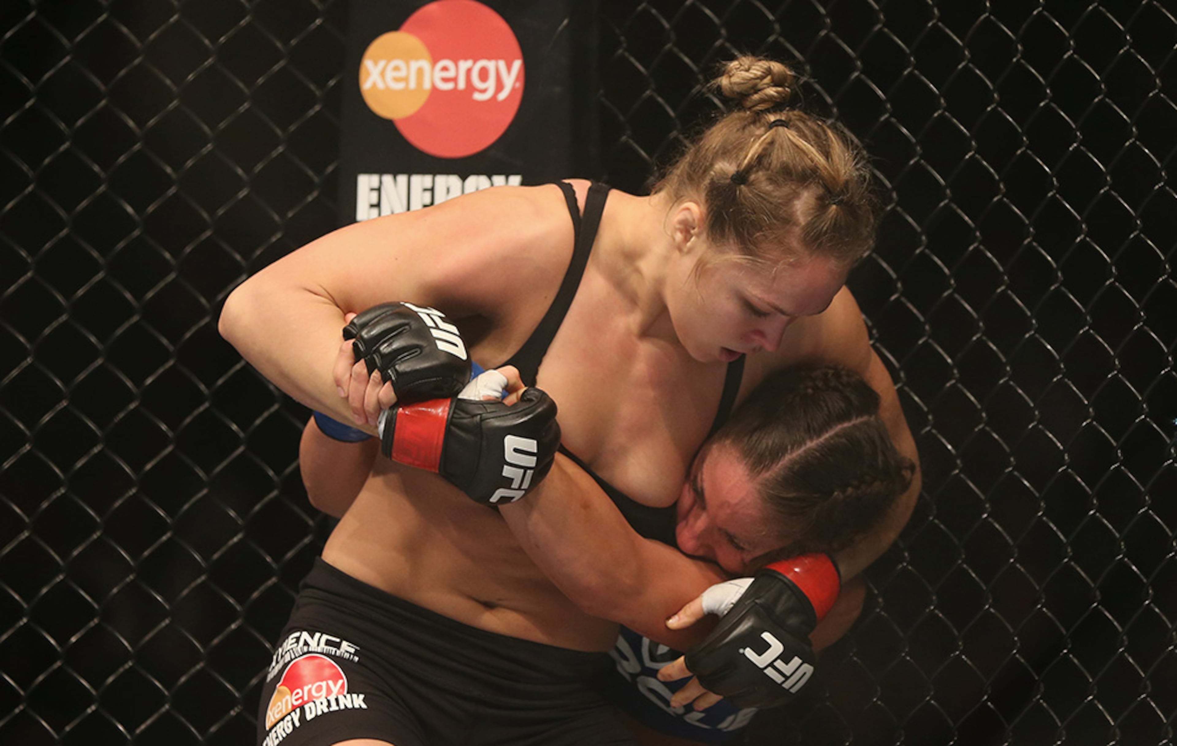 Ronda Rousey joined the mixed martial arts circuit in 2010, winning her first fight in just 23 seconds. She has remained undefeated, claiming the UFC Bantamweight (135 pounds) Championship in 2012.
