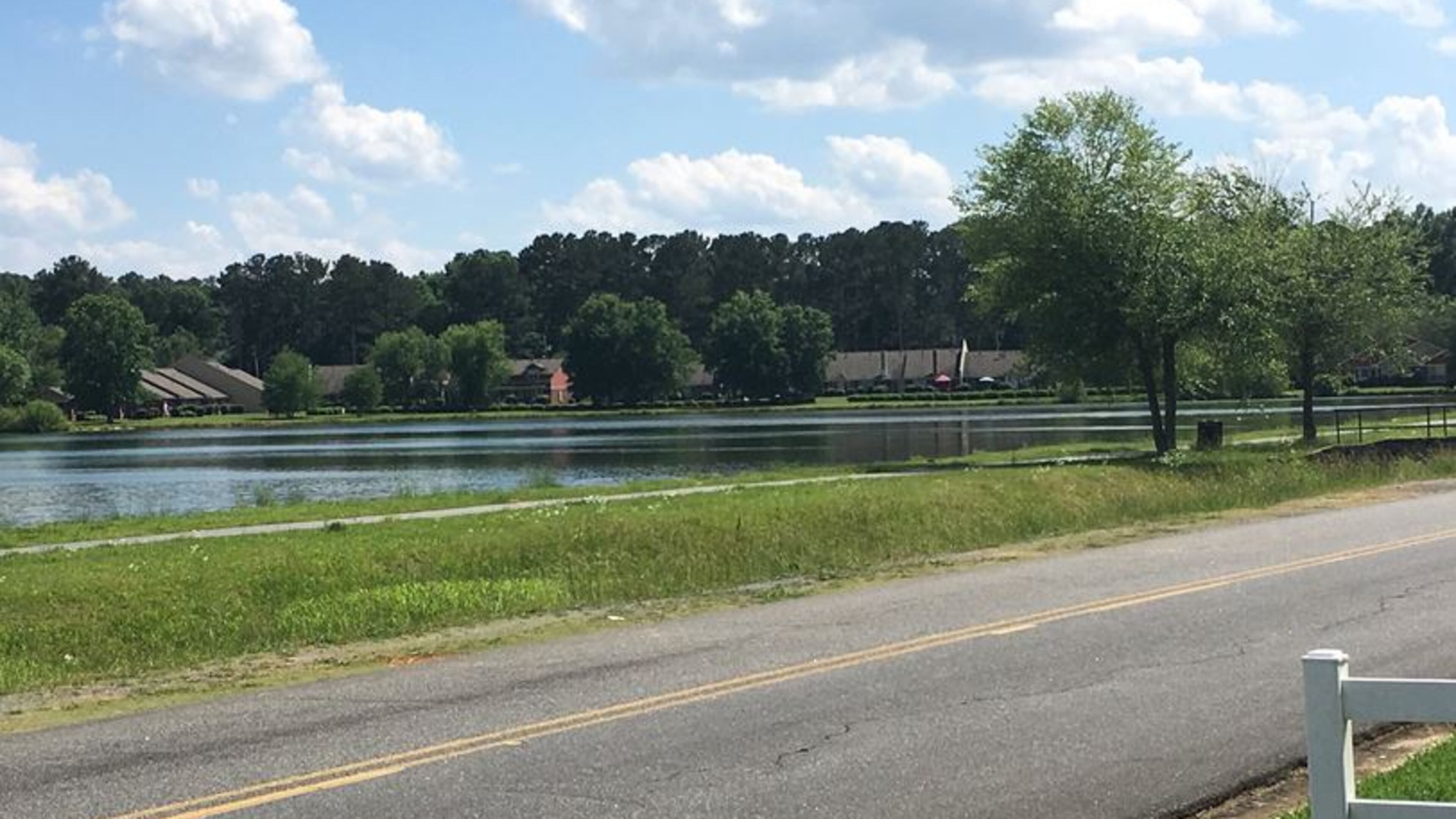 The incident happened in the Garden Lakes area of Rome on Saturday.