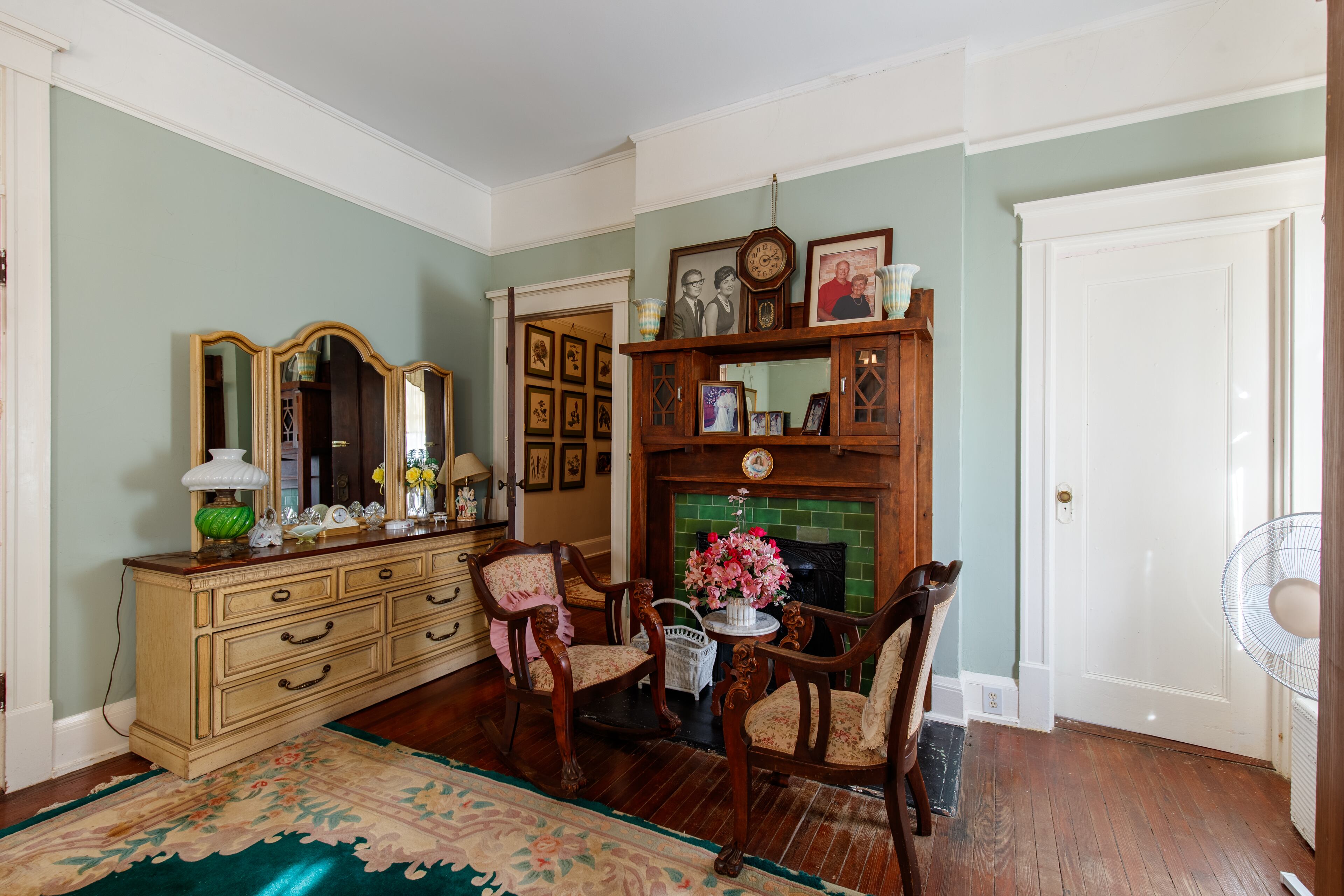 Located at 8355 Old Madison Road, this Quitman, Georgia estate is currently on the market for $2,100,000.
Courtesy of David Burnett and the Canopy Realty Group