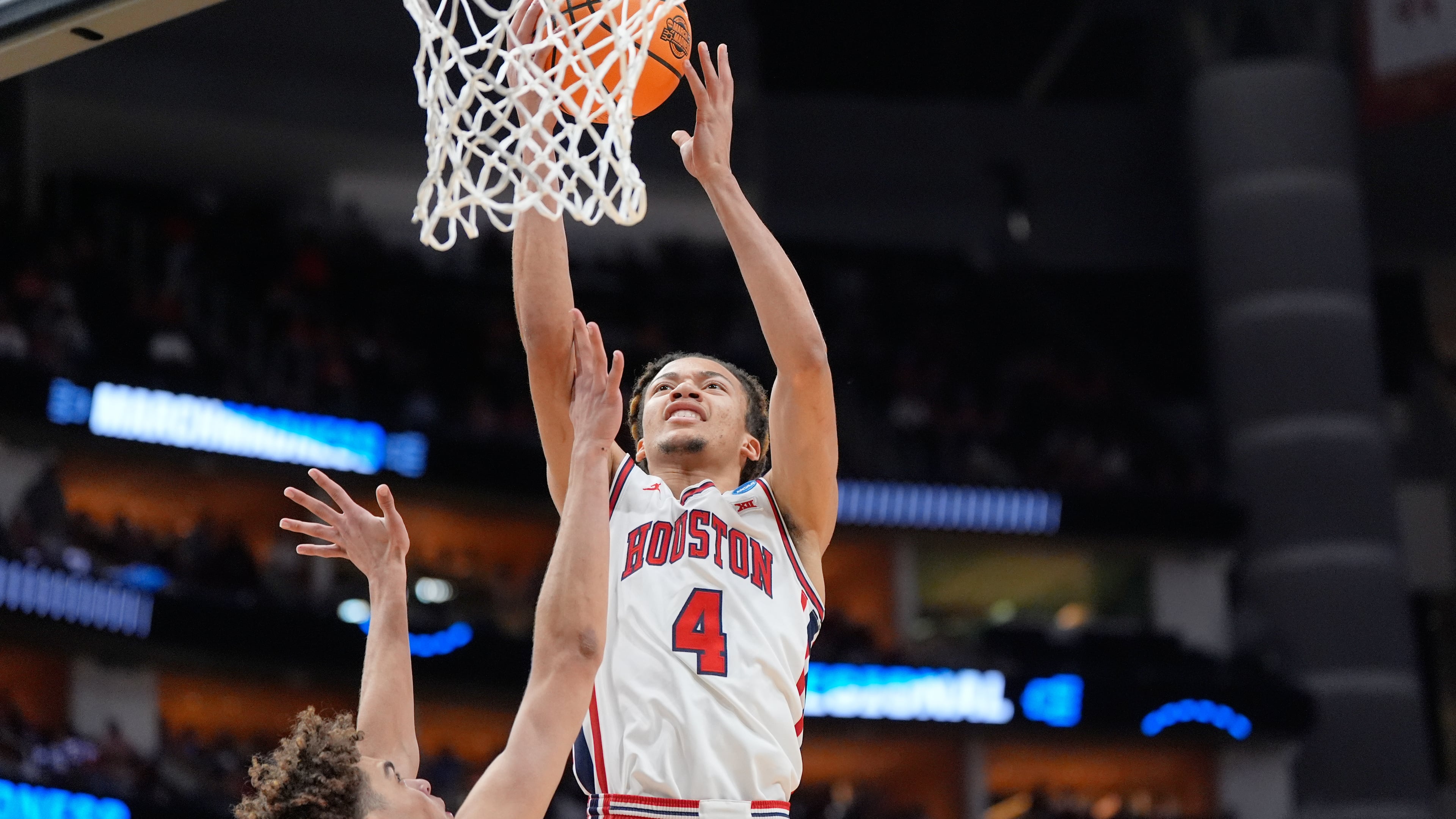 Houston guard Kingston Flemings — pictured playing against Illinois in the Sweet 16 in March — was a consensus second-team All-American as a freshman, when he averaged 16.1 points, 5.2 assists and 4.1 rebounds. (Ashley Landis/AP)
