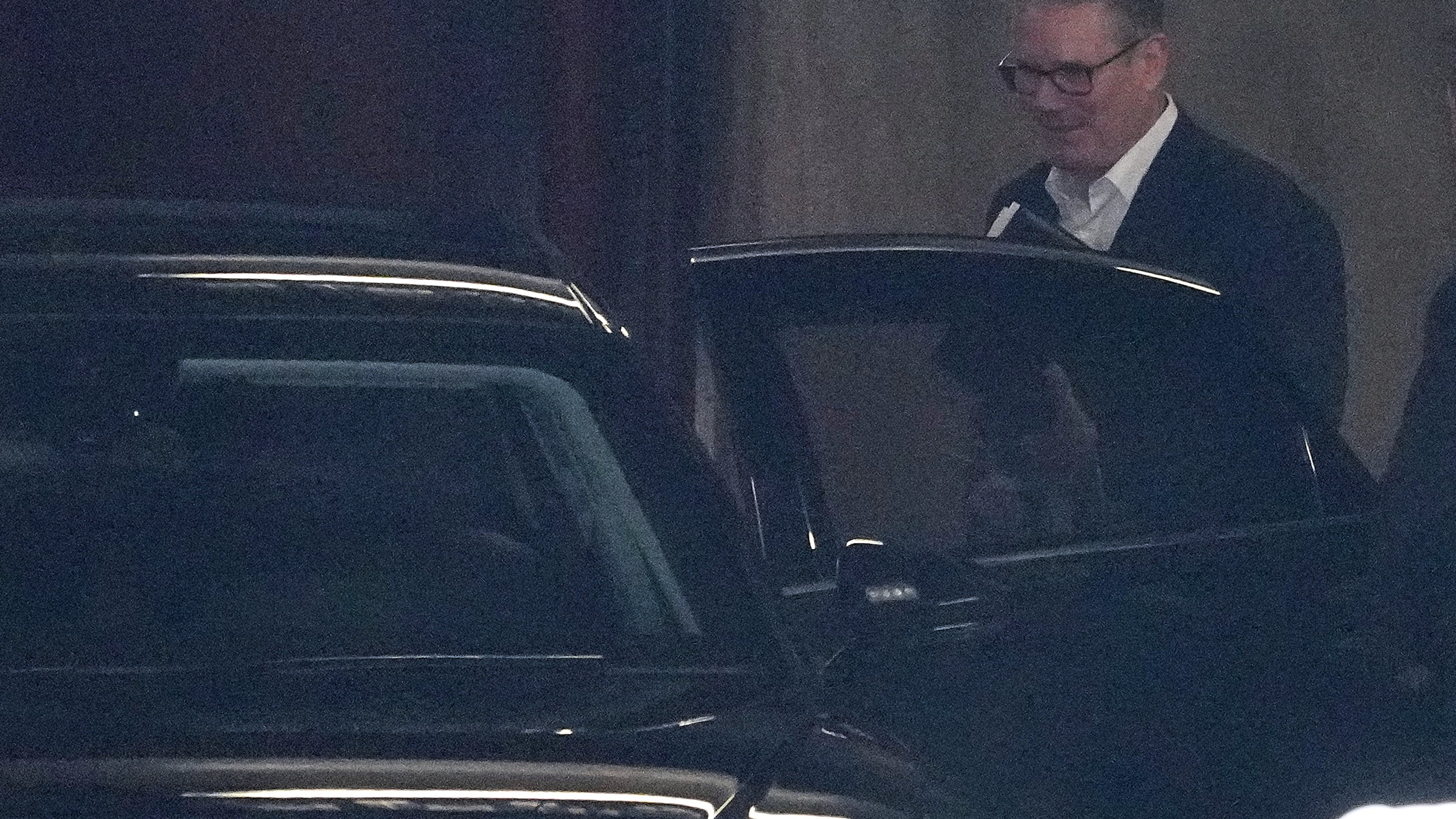 Britain's Prime Minister Keir Starmer enters his car to leave after delivering a speech at the Coin Street Neighbourhood Centre in Waterloo, London, Monday, May 11, 2026.(AP Photo/Kin Cheung)