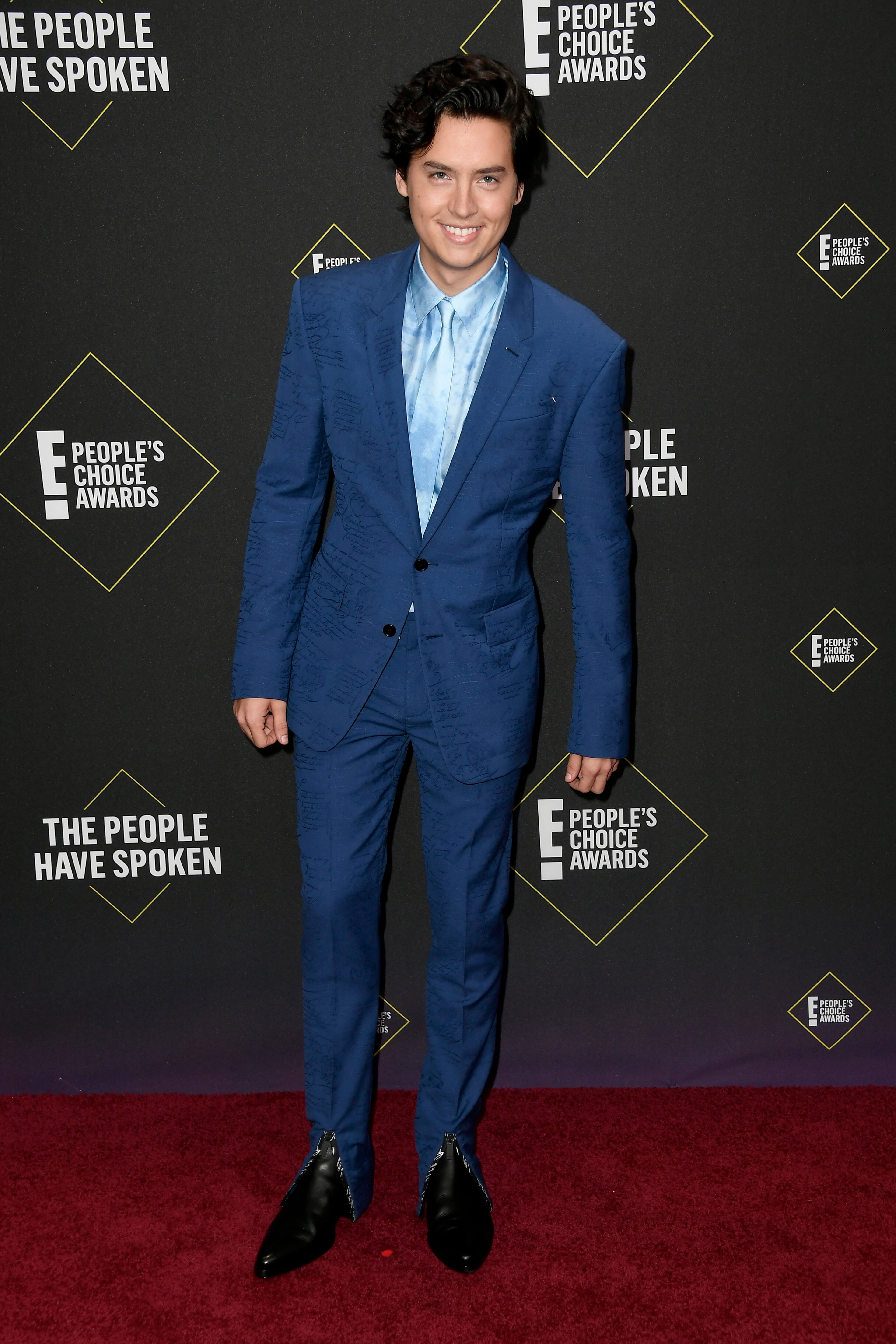 SANTA MONICA, CALIFORNIA - NOVEMBER 10: Cole Sprouse attends the 2019 E! People's Choice Awards at Barker Hangar on November 10, 2019 in Santa Monica, California. (Photo by Frazer Harrison/Getty Images)