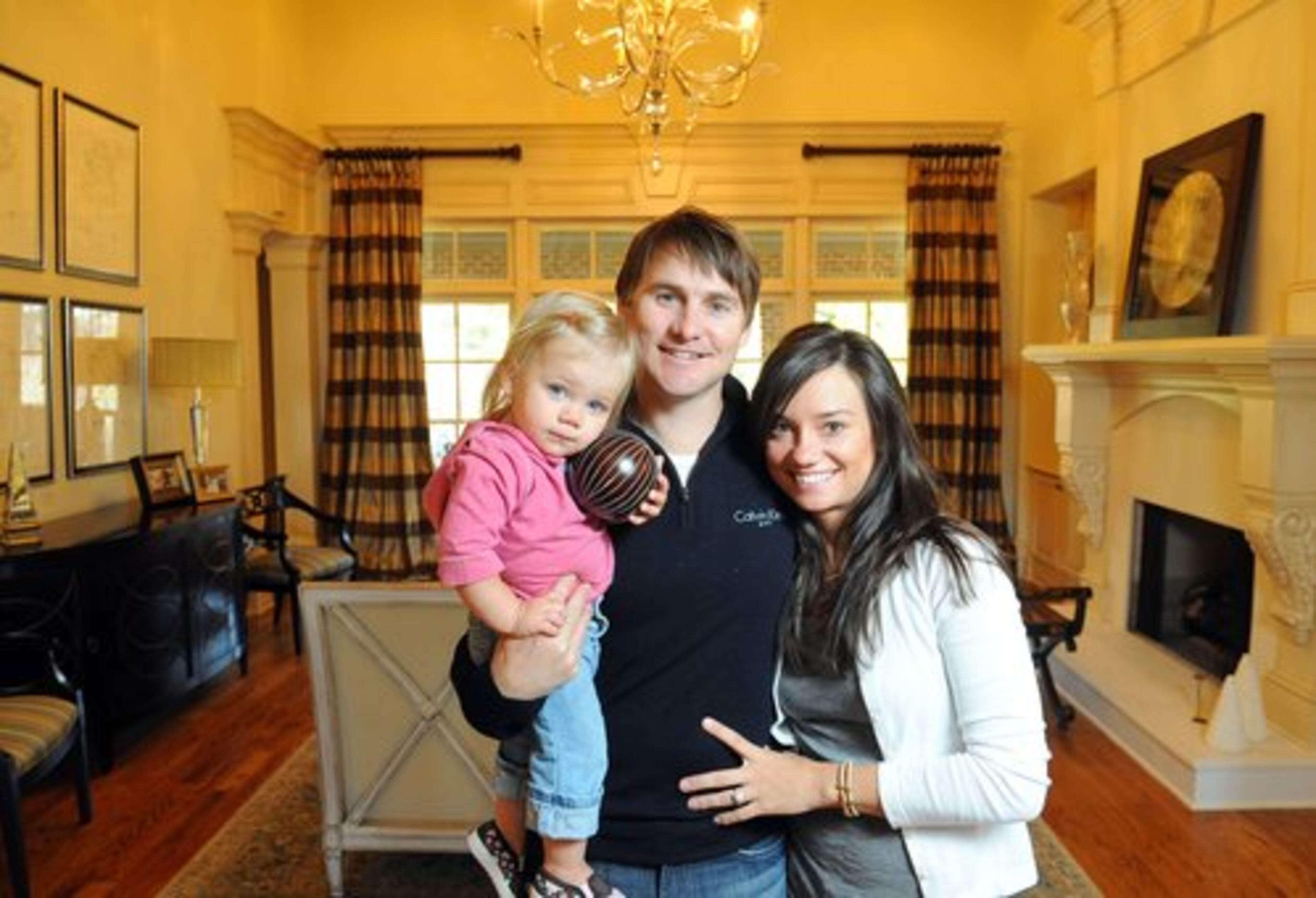 Heath, a three-time All-American at South Alabama, joined the Nationwide Tour in 1997. A year later, he was stricken with colitis and took almost two years to recover. He rejoined the Nationwide Tour in 2001 and earned his PGA Tour card by winning three times. He played in the 2008 Masters but did not qualify this year. He now raises money for the Crohn's and Colitis Foundation of America and will sponsor a junior golf tournament at Hawks Ridge in July.