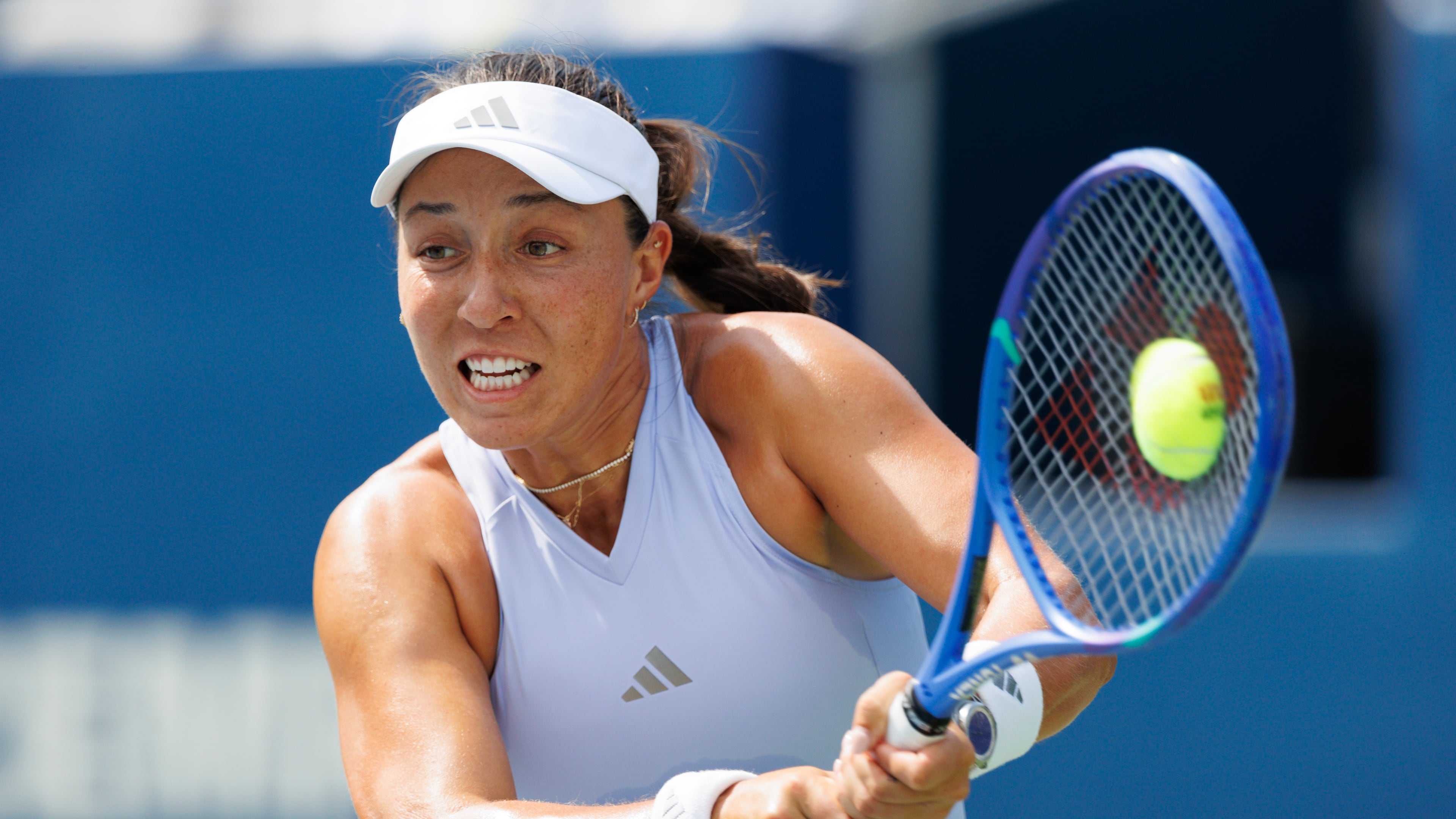 Jessica Pegula of the United States returns the ball from Diana Shnaider during the National Bank Open tennis tournament in Toronto, on Saturday, Aug. 8, 2026. (Keito Newman/The Canadian Press via AP)