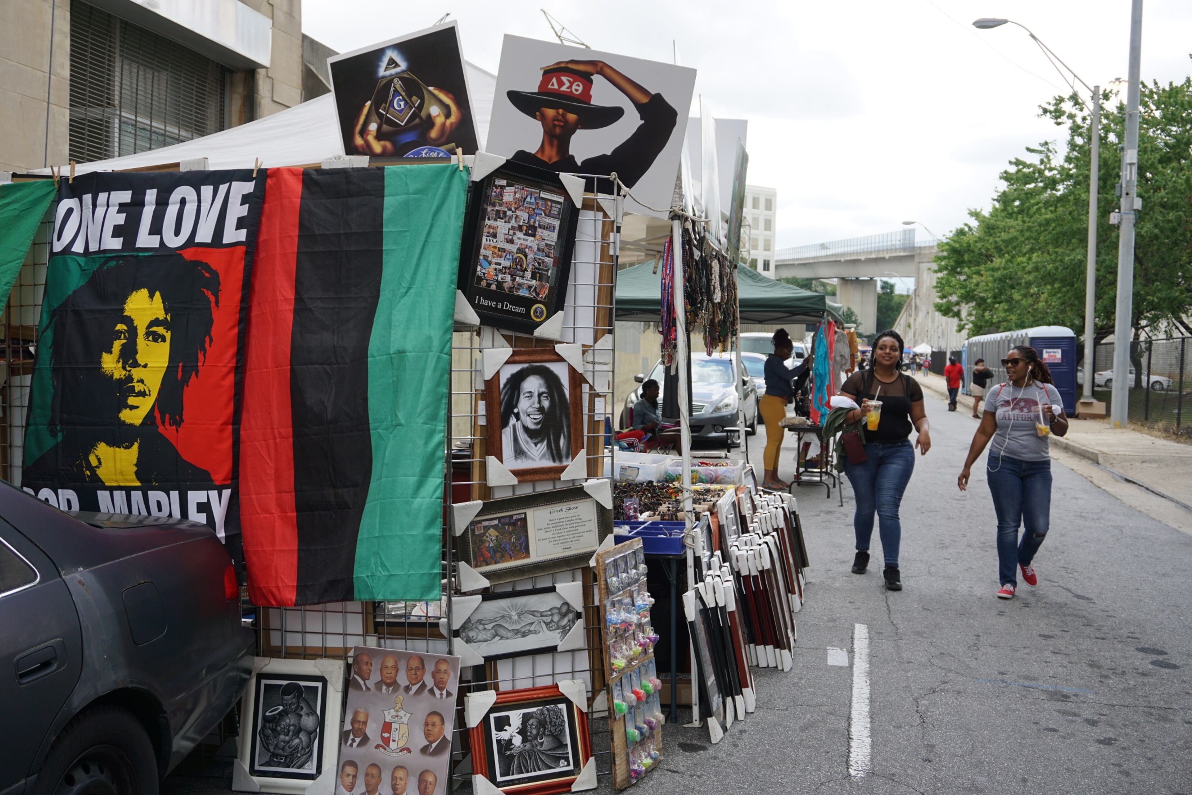 At the 2017 Sweet Auburn Springfest, hundreds of Atlantans came out to enjoy local food and live music at the multi-block event happening this weekend, May 13-14.