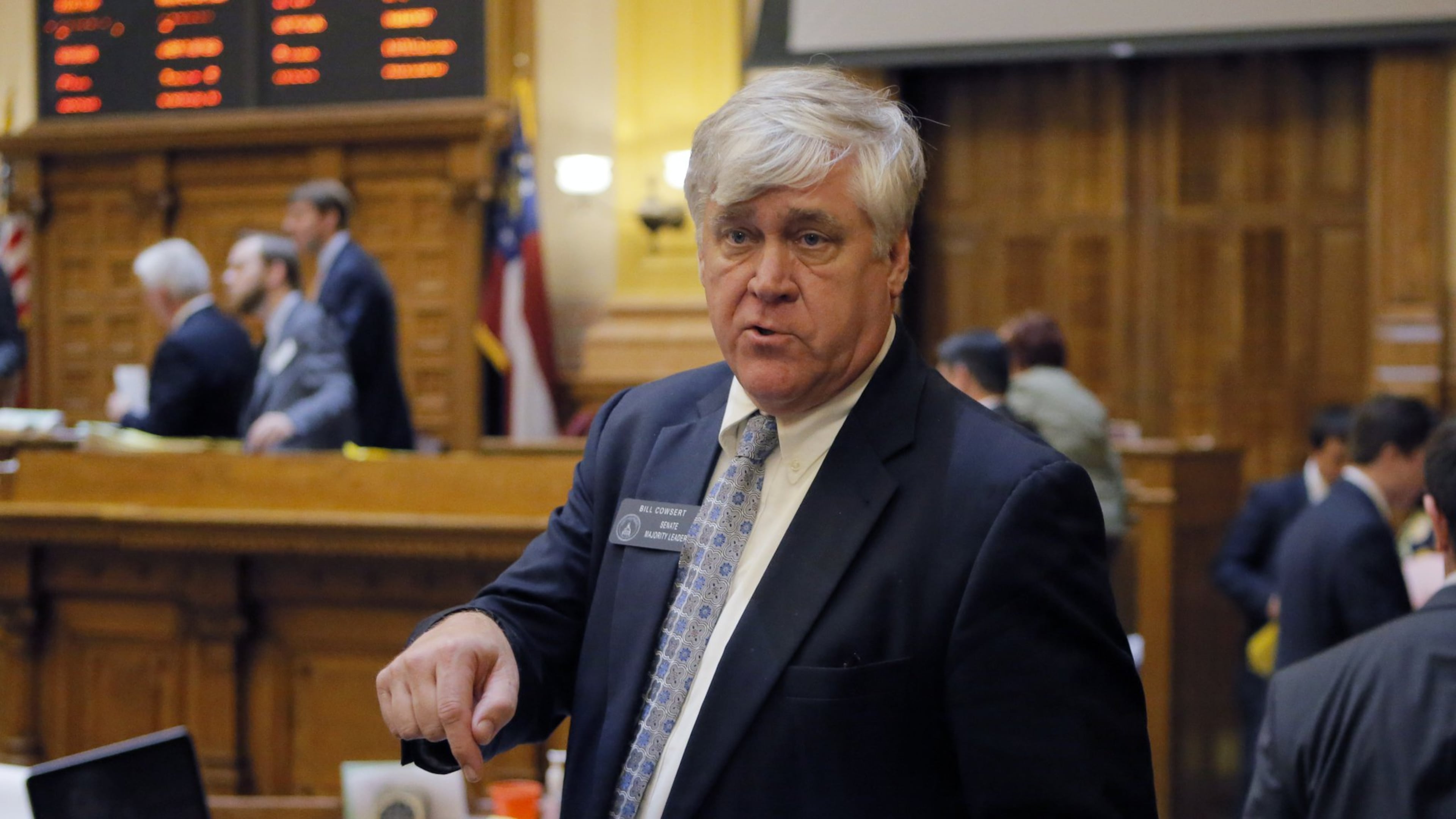 Mar. 30, 2017 - Atlanta - Senator Bill Cowsert, R-Athens, heads to a conference committee meeting. The 40th and final legislative day of the 2017 General Assembly. BOB ANDRES /BANDRES@AJC.COM