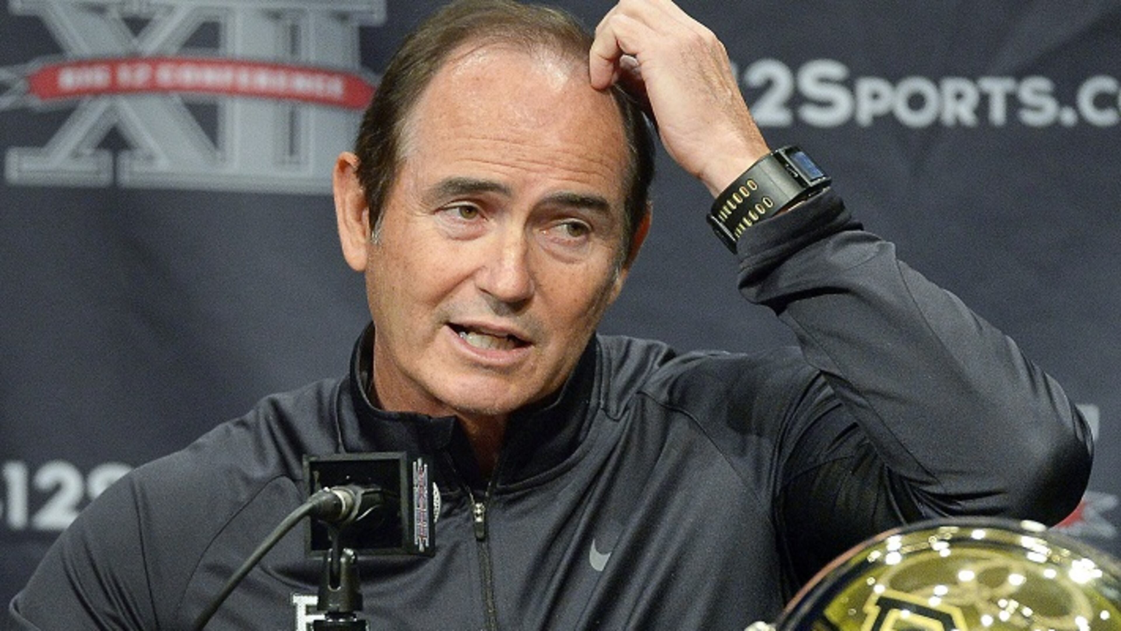 As Baylor's head coach Art Briles, talks with reporters at the Big 12 media day at the Omni Hotel in Dallas on July 23, 2013. (Max Faulkner/Fort Worth Star-Telegram/TNS)
