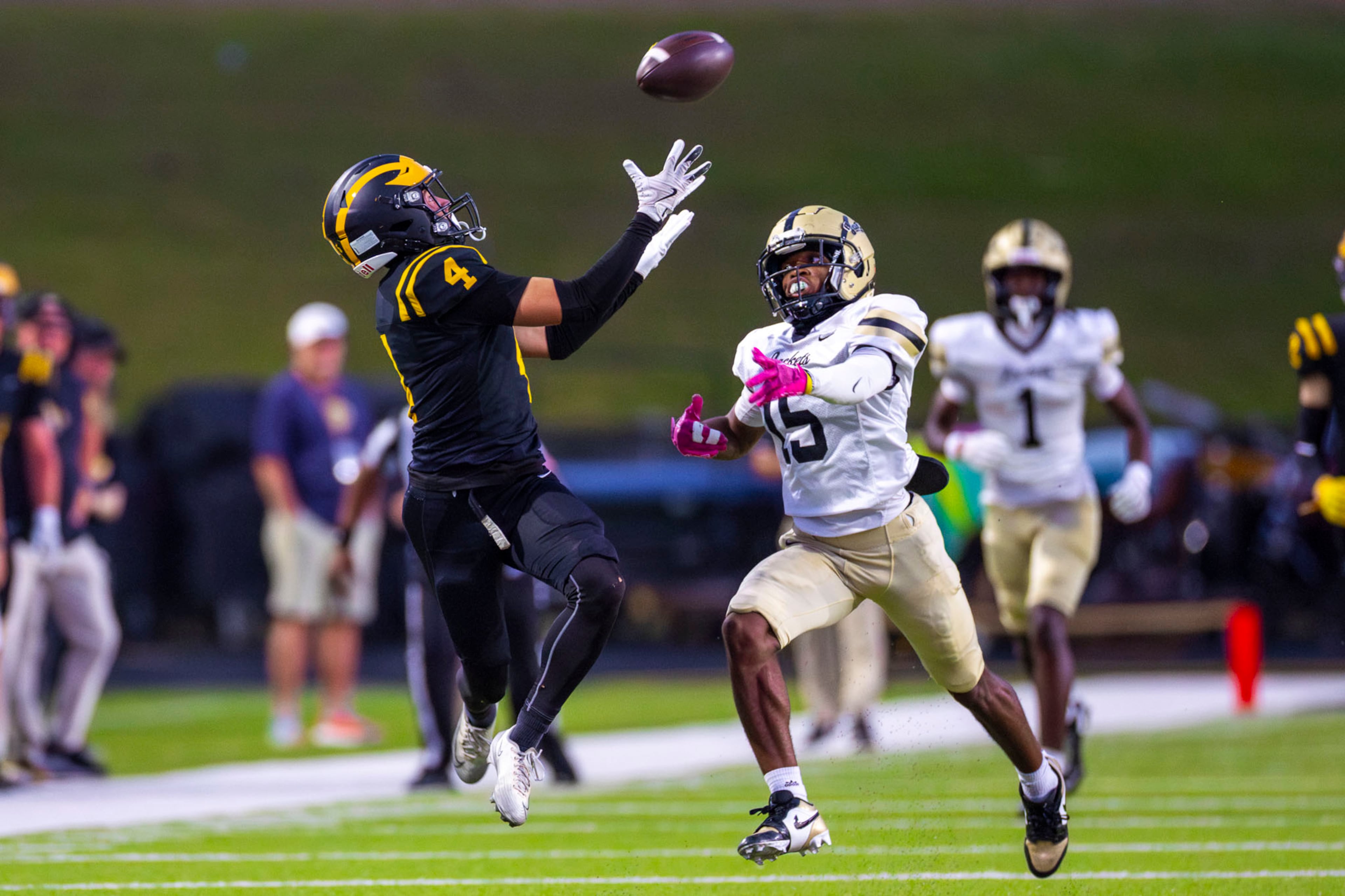 Sequoyah wide receiver Brook Darling catches a pass during the first half against Sprayberry at Skip Pope Stadium in Canton on Friday, Sept. 12th, 2025. (Oscar Guevara Saenz for the AJC)