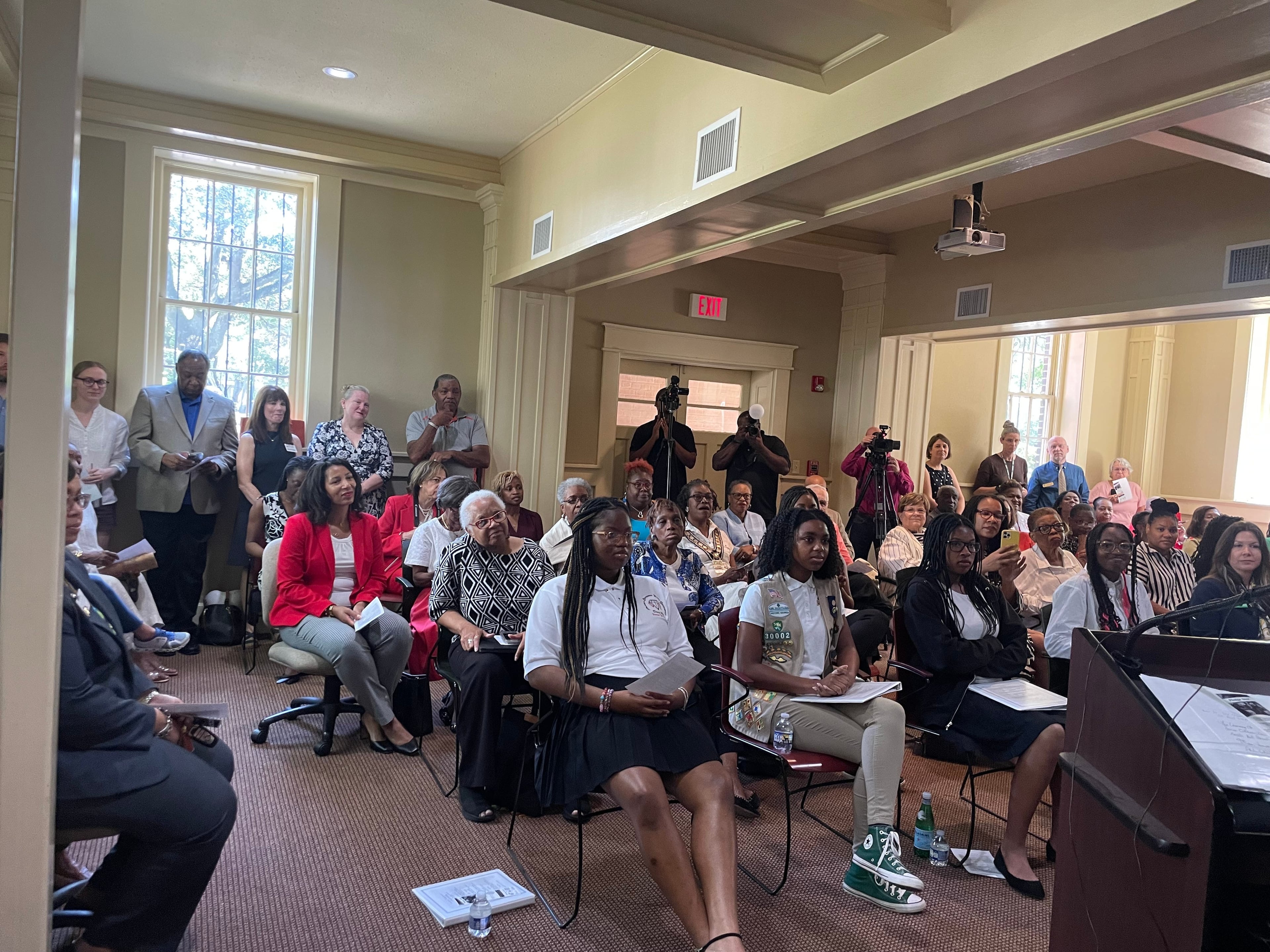 African American suffragette, politician and community activist Mamie George S. Williams was honored with a historical marker outside of Carnegie Library in Savannah.