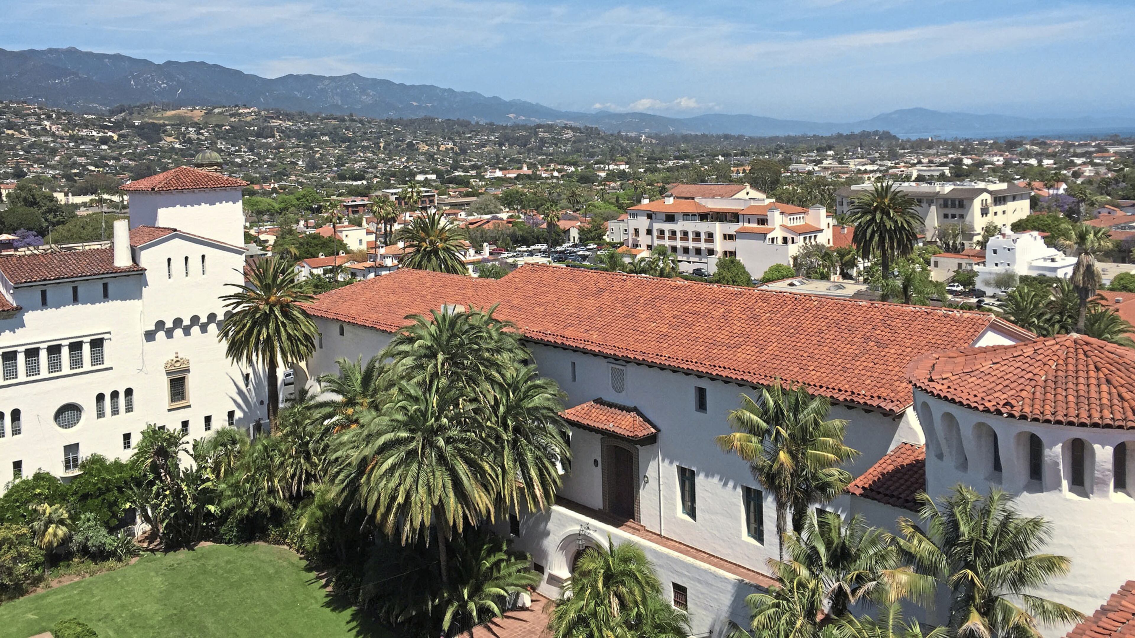 On a clear day, the tower atop the Santa Barbara County Courthouse offers a 360-degree views across red-tiled rooftops of the city, mountains and ocean. (Gretchen McKay/Pittsburgh Post-Gazette/TNS)