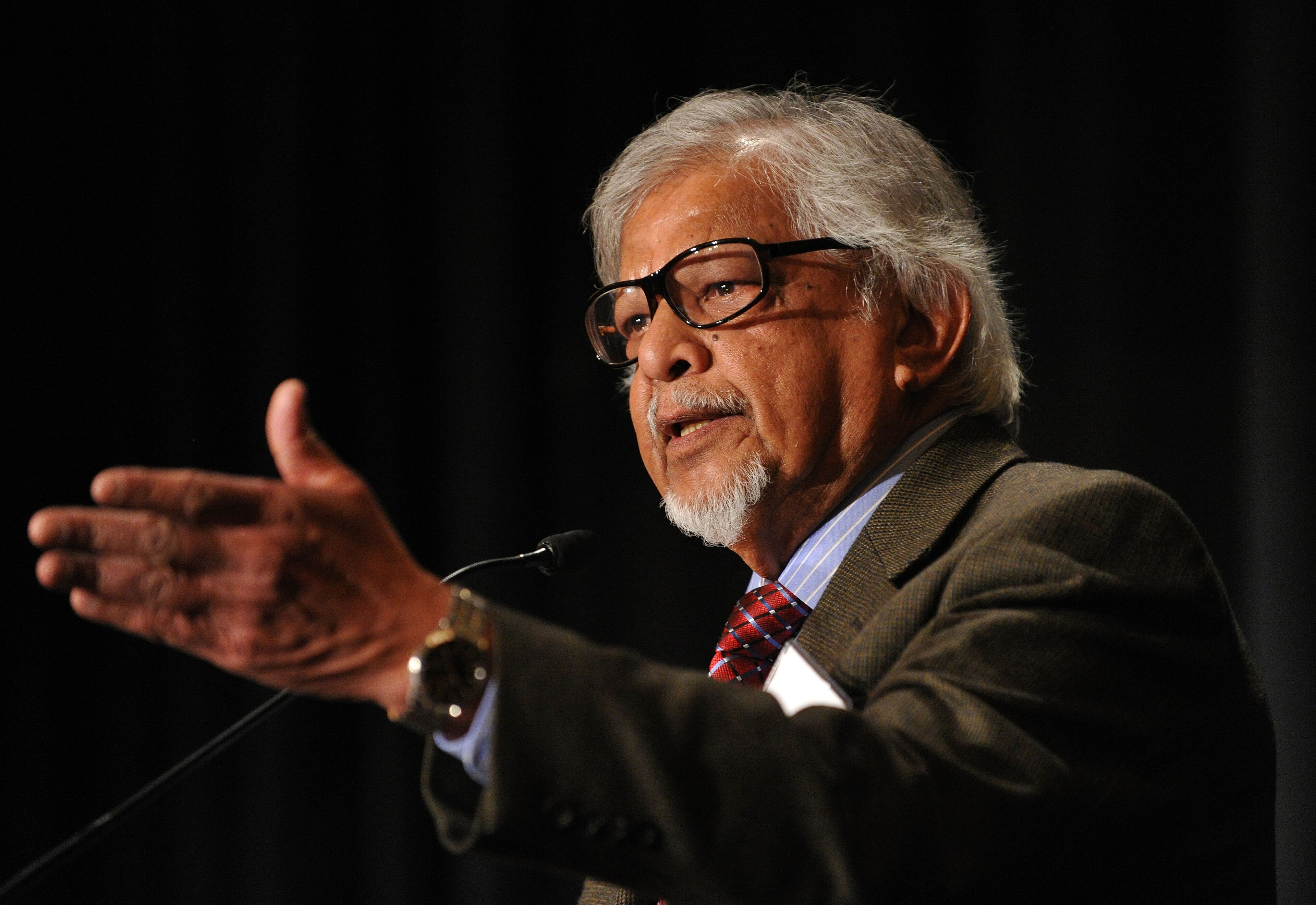Arun Gandhi, the grandson of Mahatma Gandhi, participates in the Global Purpose Summit on Tuesday, March 4, 2014, in Atlanta. Dr. Bernice King, the daughter of Martin Luther King, also addressed the conference to advocate the power of purpose to inform and inspire through open dialogue and leadership. David Tulis / AJC Special