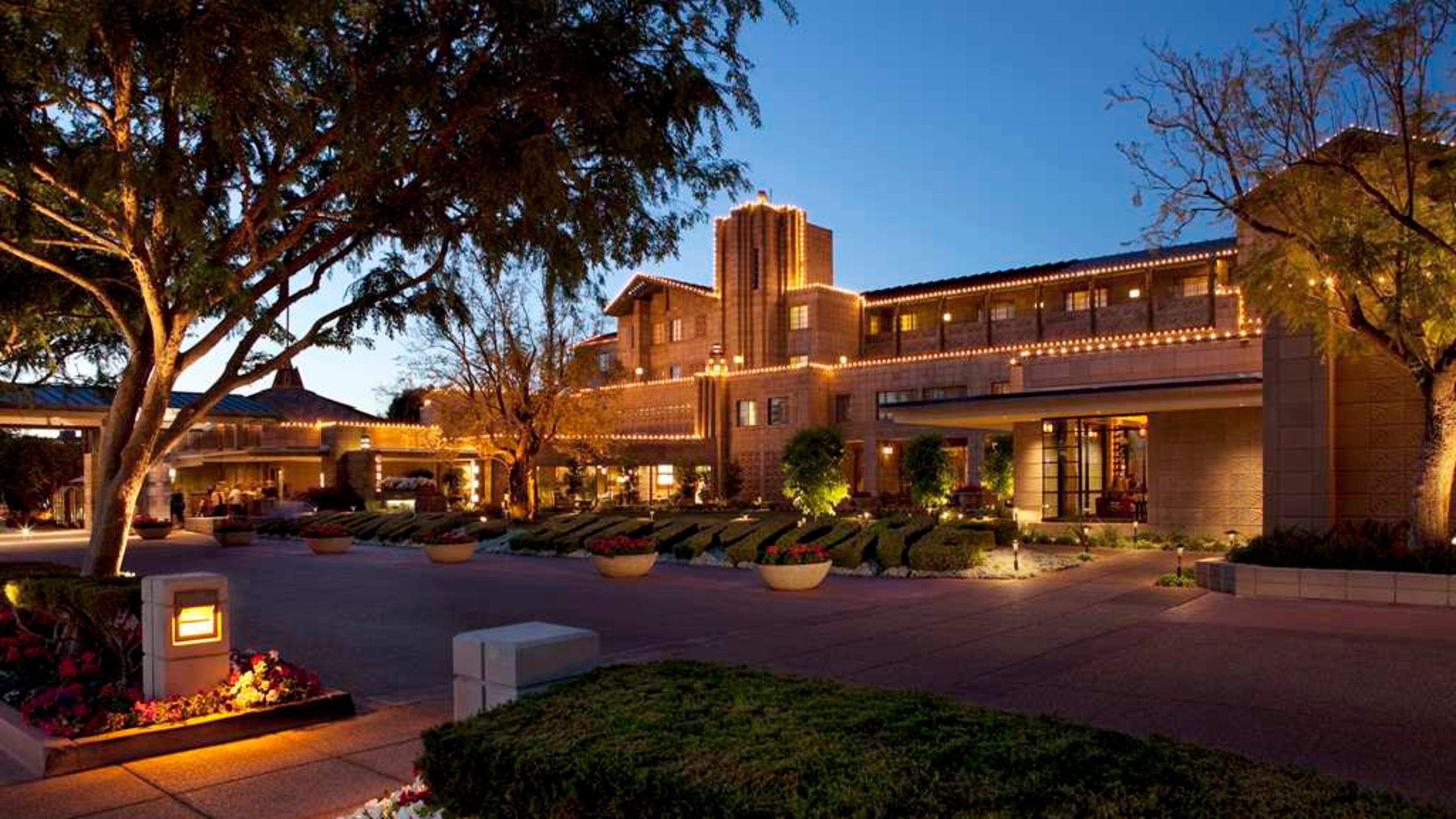 The Arizona Biltmore, site of baseball's general managers meetings.