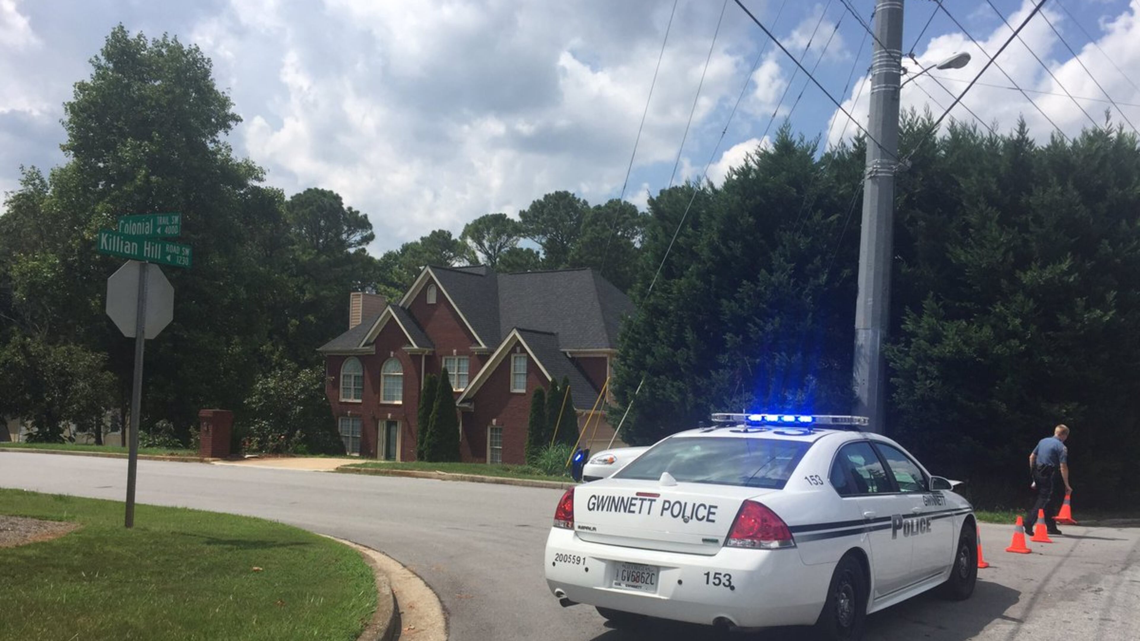 Gwinnett County police responded to a barricaded gunman in the area of Killian Hill Road at Colonial Trail. (Credit: Channel 2 Action News)