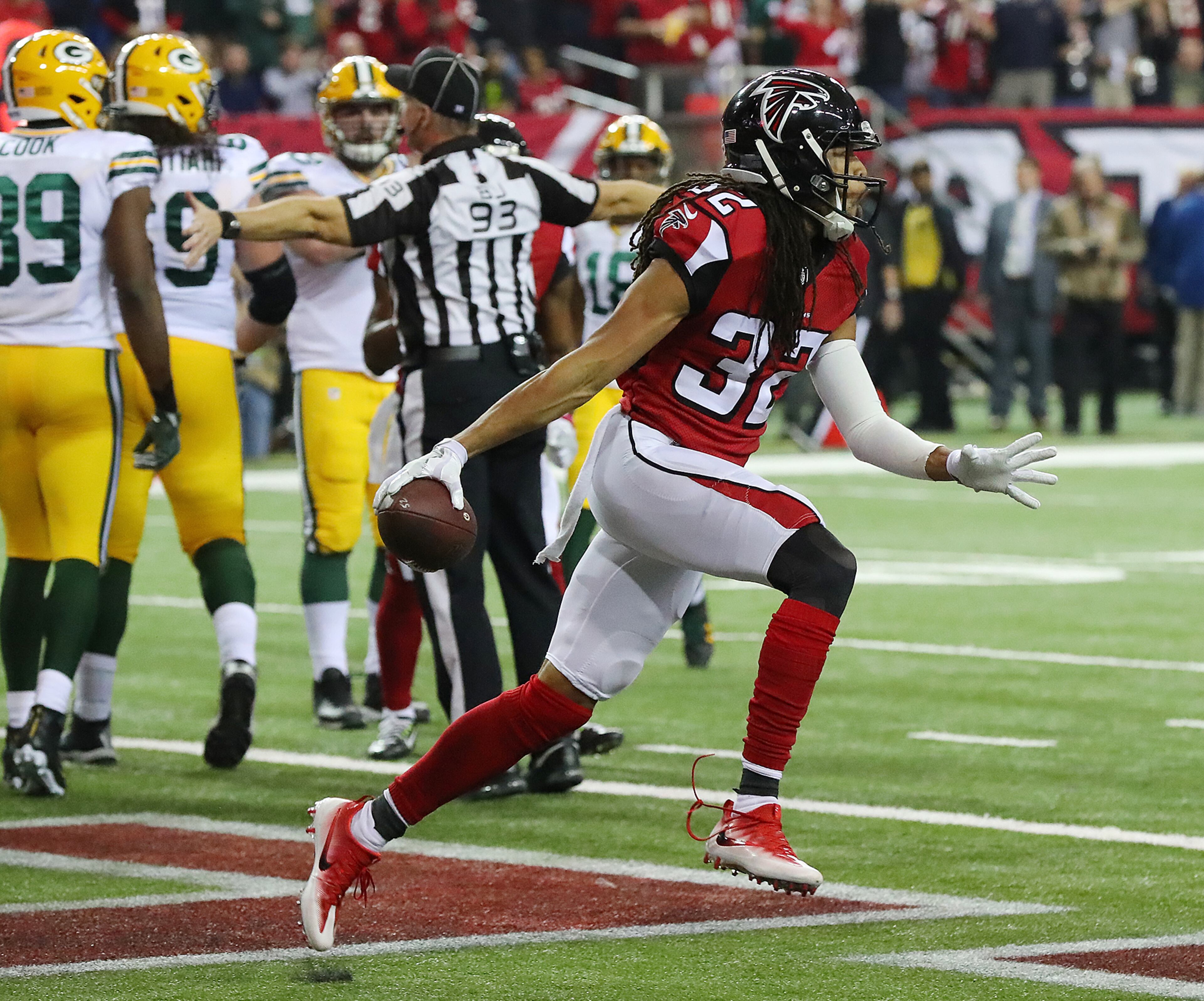 January 22, 2017, Atlanta: Falcons Jalen Collins reacts to recovering a fumble by Packers fullback Aaron Ripkowski during the second quarter in the NFL football NFC Championship game on Sunday, Jan. 22, 2017, in Atlanta. Curtis Compton/ccompton@ajc.com