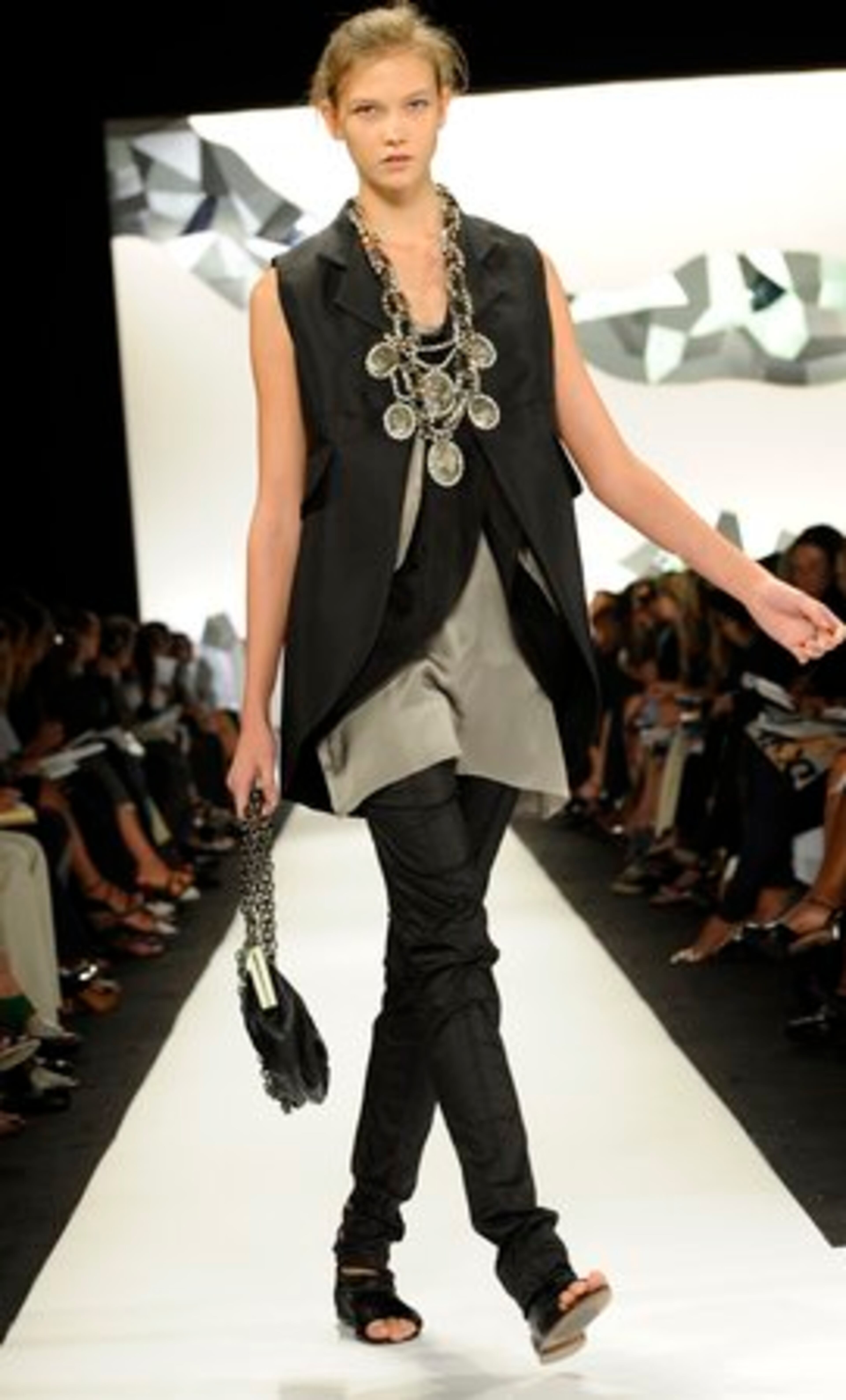 The spring 2009 Vera Wang collection is modeled during Fashion Week.