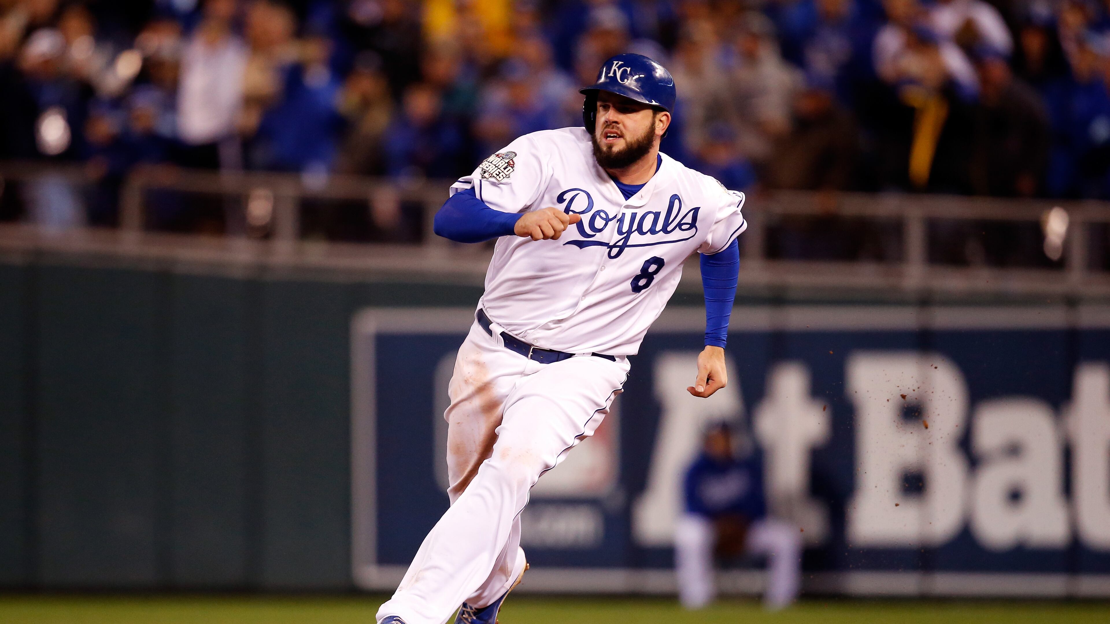 Mike Moustakas #8 of the Kansas City Royals rounds the bases in the eighth inning against the New York Mets in Game Two of the 2015 World Series at Kauffman Stadium on October 28, 2015 in Kansas City, Missouri. (Photo by Christian Petersen/Getty Images)