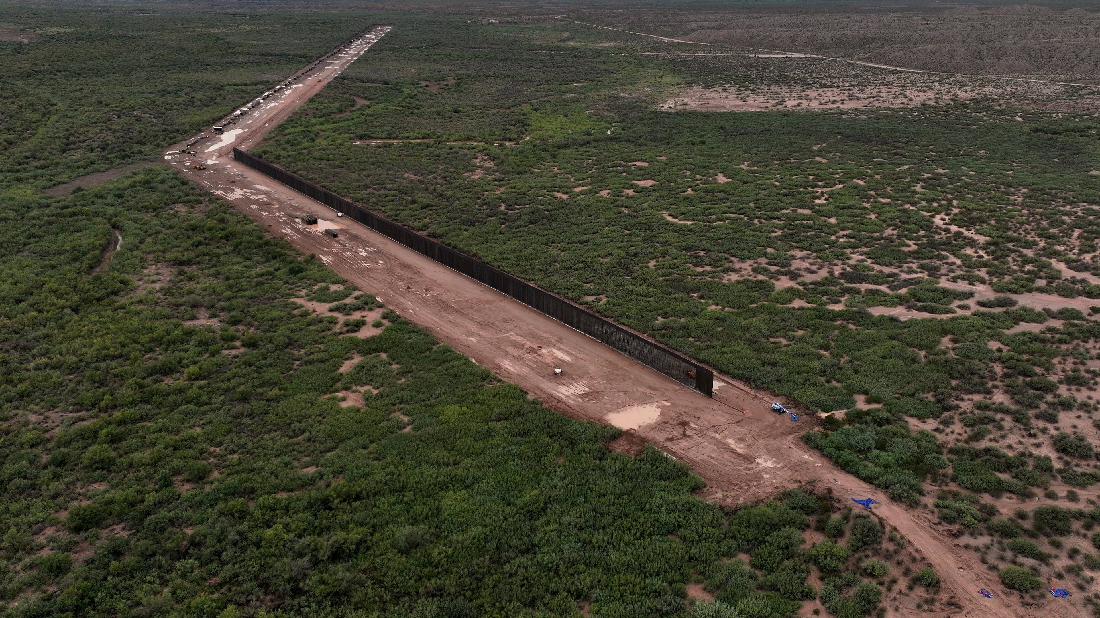 A portion of border wall is under construction in the Big Bend region, Wednesday, Sept. 23, 2026, near Sierra Blanca, Texas. (AP Photo/John Locher)