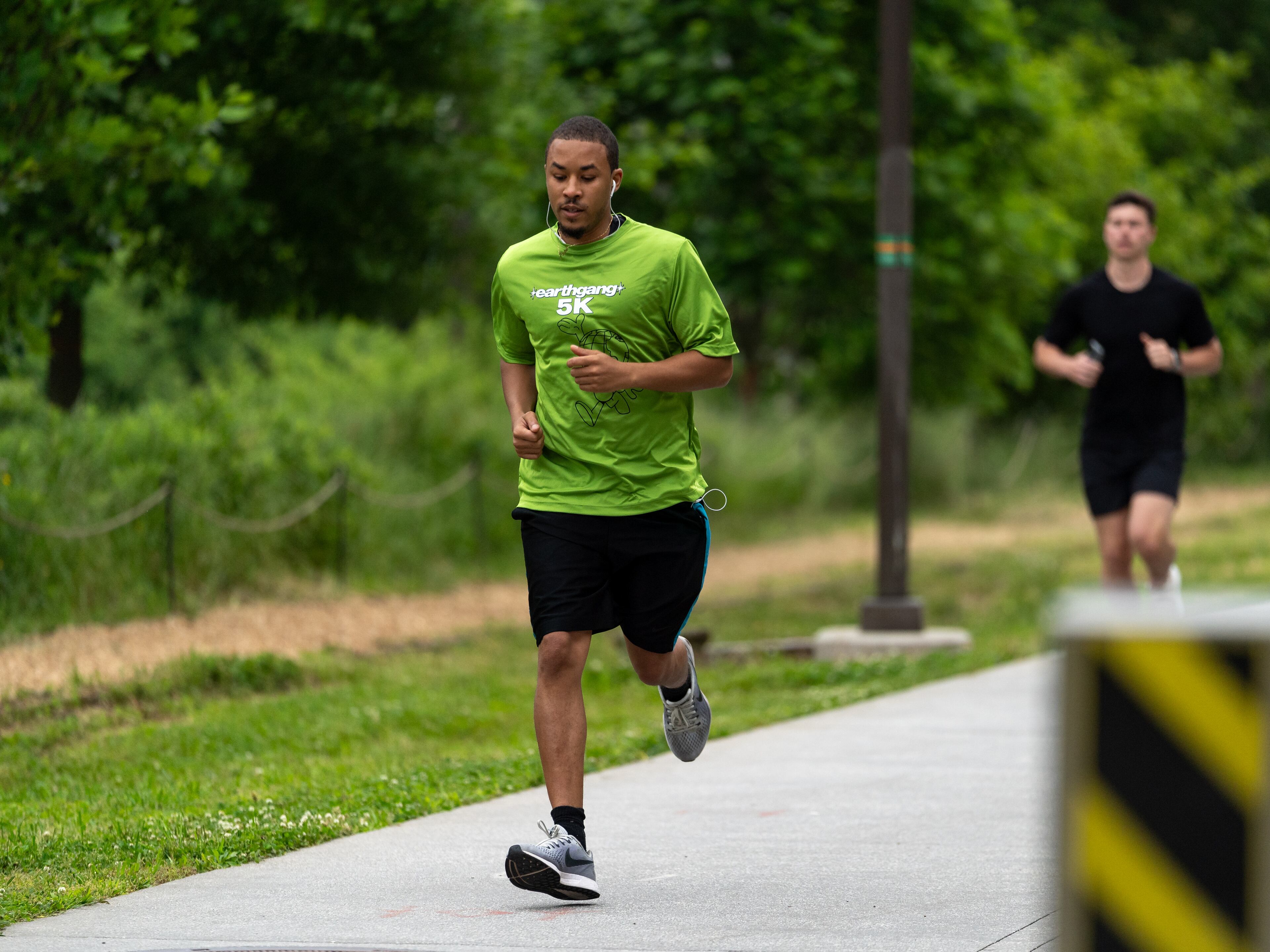 Runners gathered for the first annual Earthgang 5k run on Atlanta's Eastside Beltiline on Saturday, April 17, 2024. Atlanta rap duo Earthgang organized the free through their namesake non-profit foundation, which focuses on sustainability and environmental conservation. (Ben Hendren for The Atlanta Journal-Constitution)