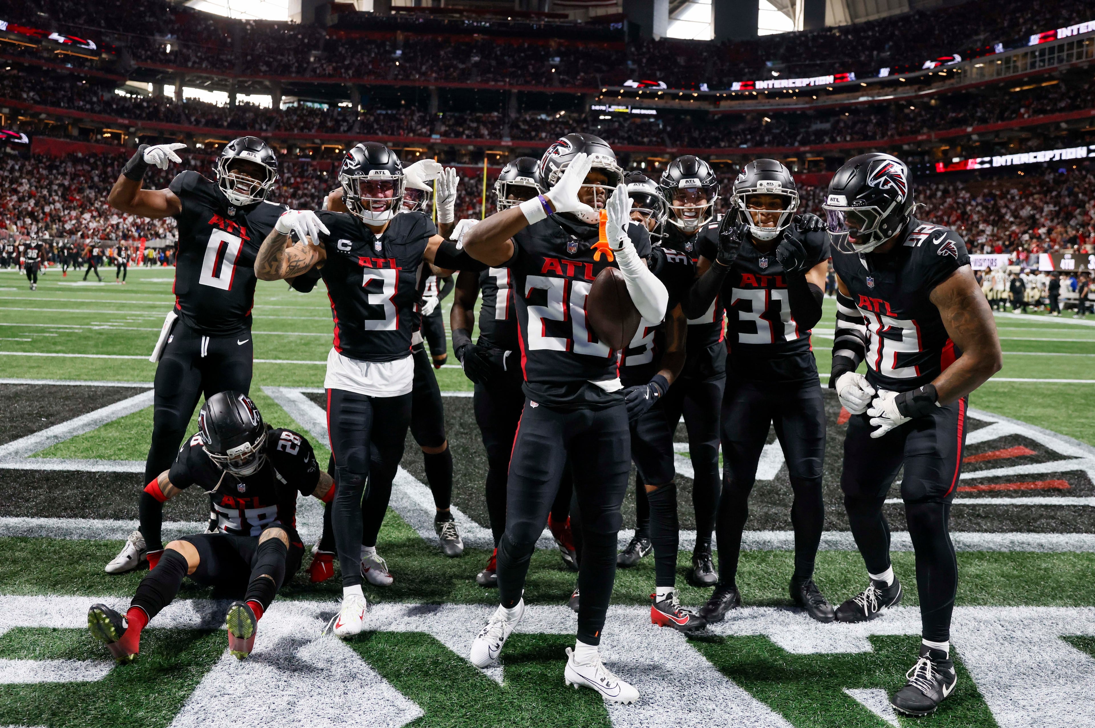 Atlanta Falcons, New Orleans Saints