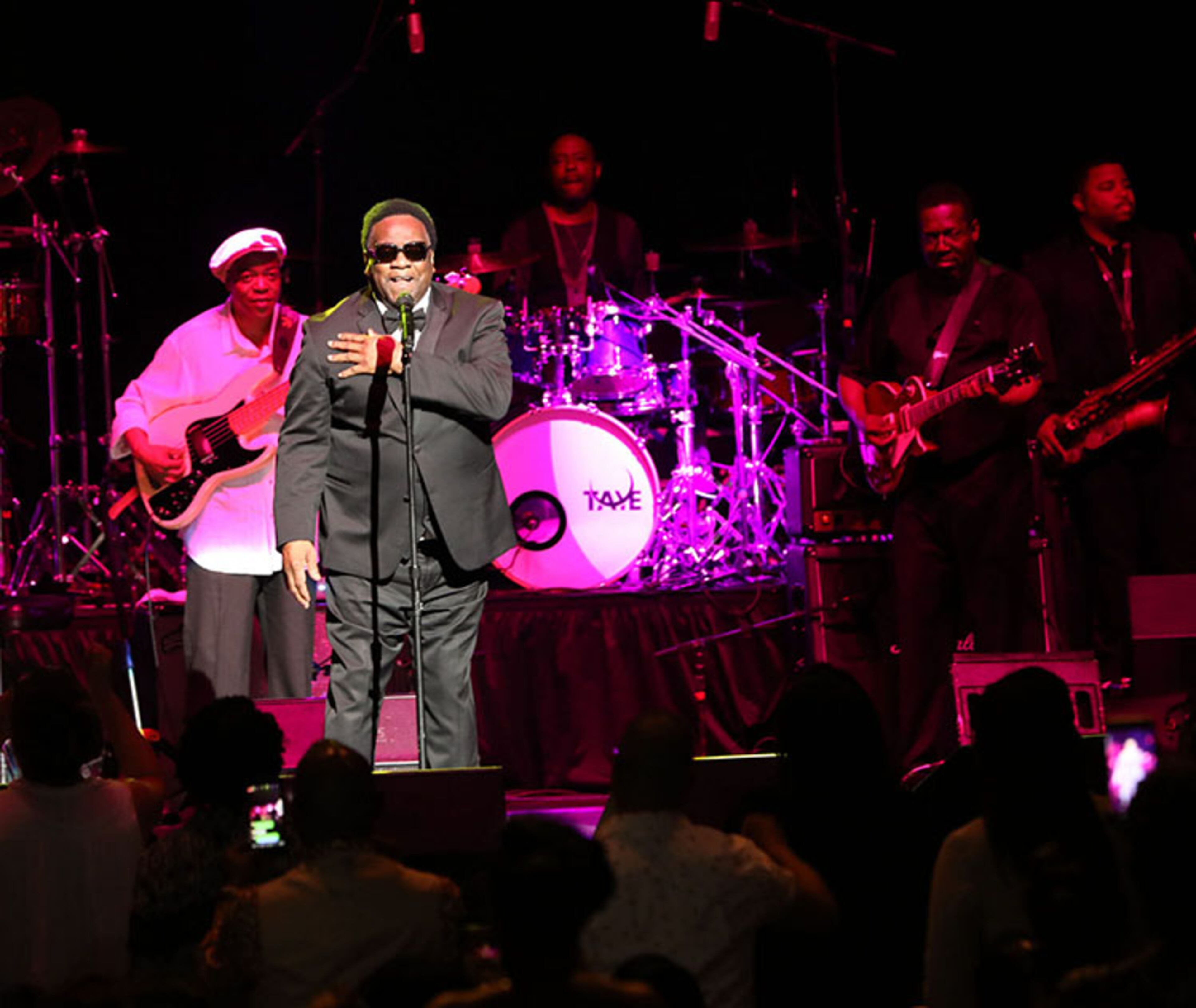 The Reverend Al Green entertained and serenaded a sold out Fox Theatre audience on Friday, May 3, 2019. The War and Treaty opened.
Robb Cohen Photography & Video/ RobbsPhotos.com