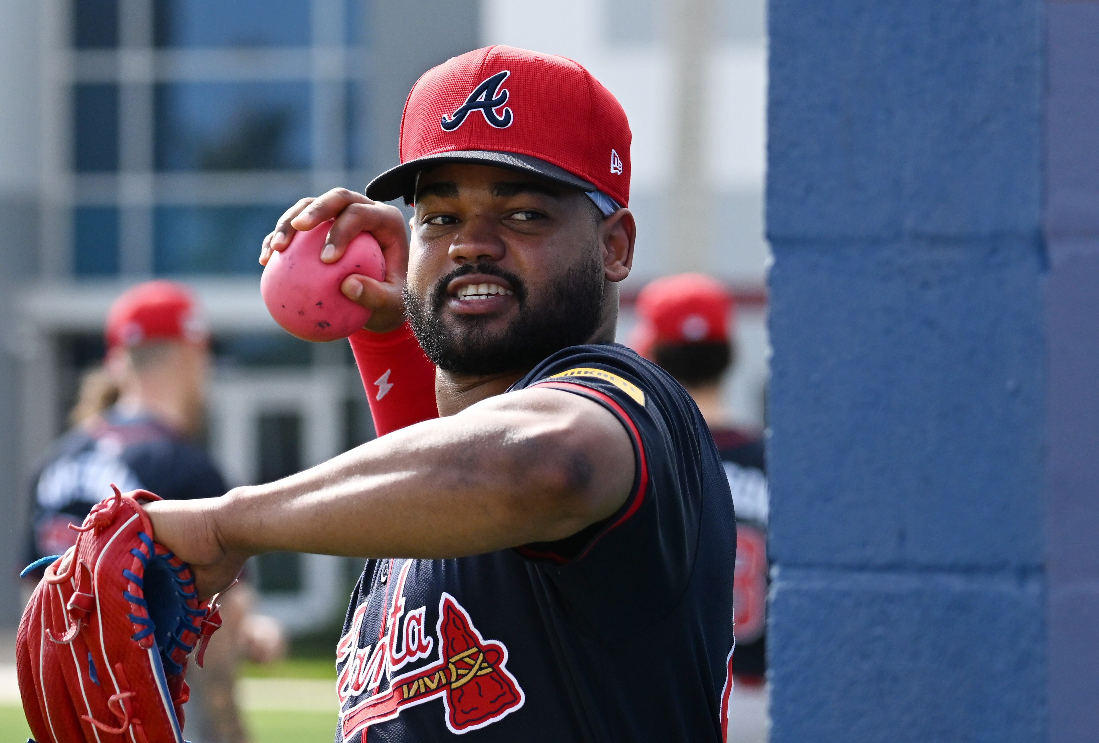 Atlanta Braves pitcher Reynaldo López warms up during spring training workouts at CoolToday Park, Thursday, February 13, 2025, North Port, Florida. (Hyosub Shin / AJC)