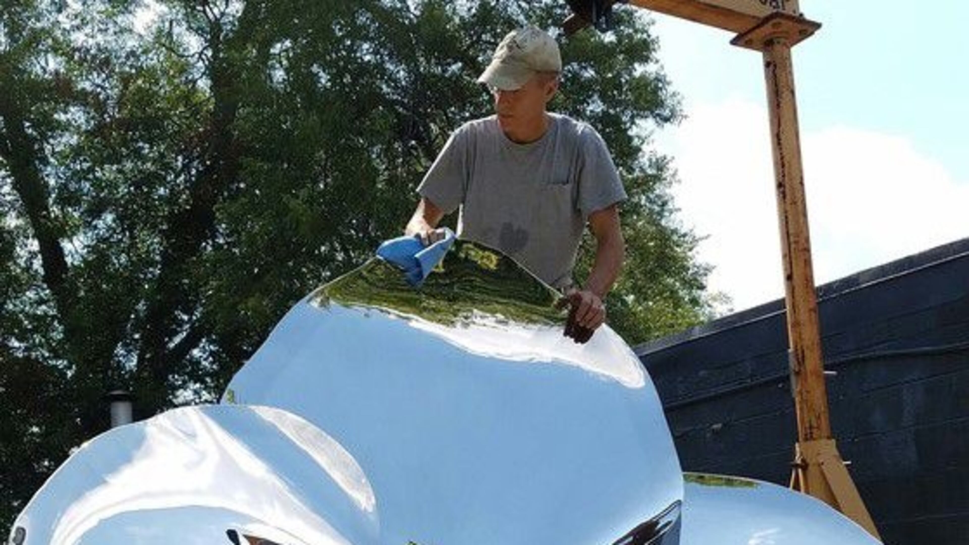 This work by Atlanta-based David Landis is an 11-foot stainless steel hydrangea priced at $43,000 and is called “Floret.” The sculpture is a finalist in Sandy Springs' Art Walk contest. Courtesy Art Sandy Springs
