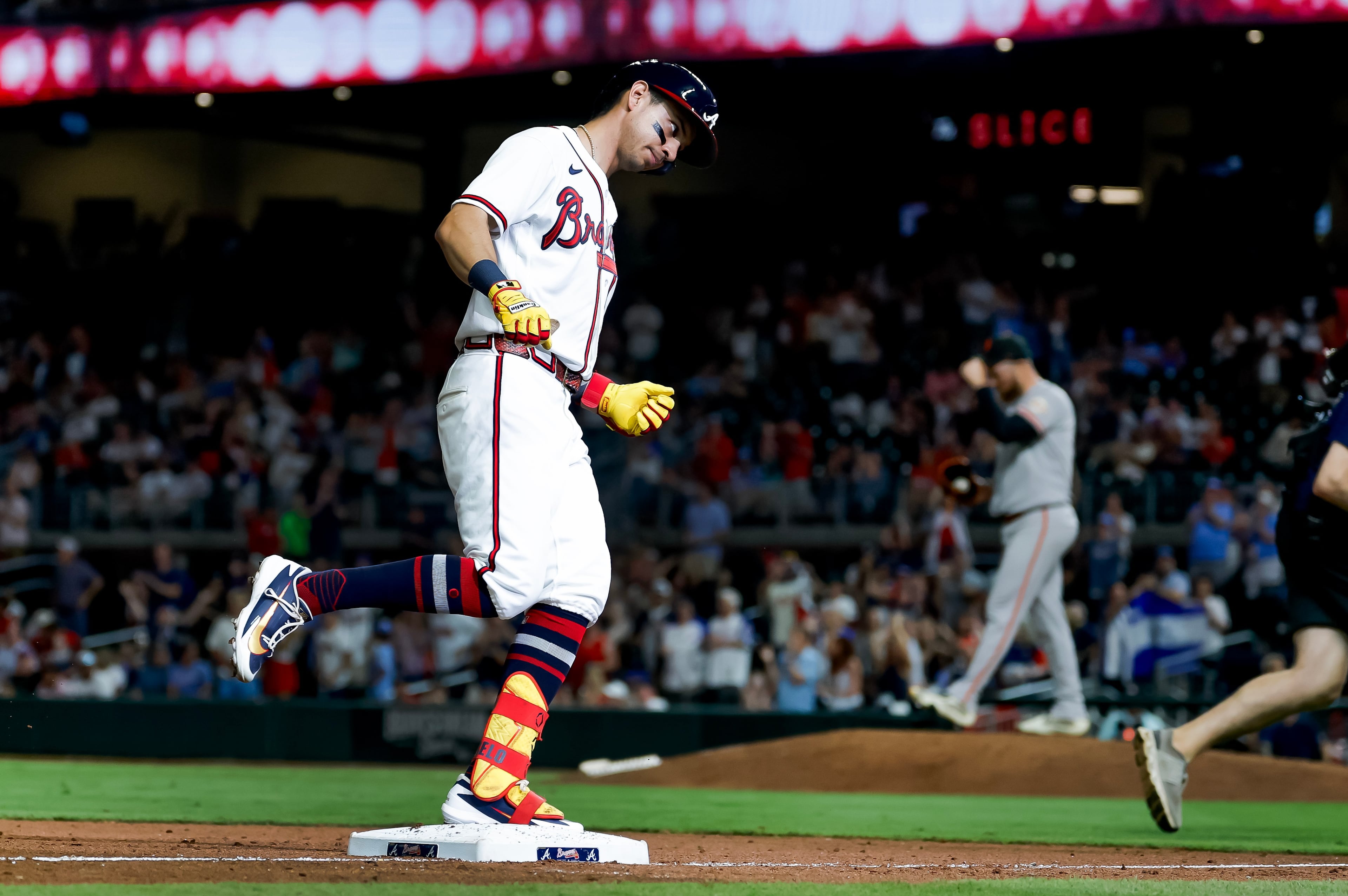 Giants Braves Baseball