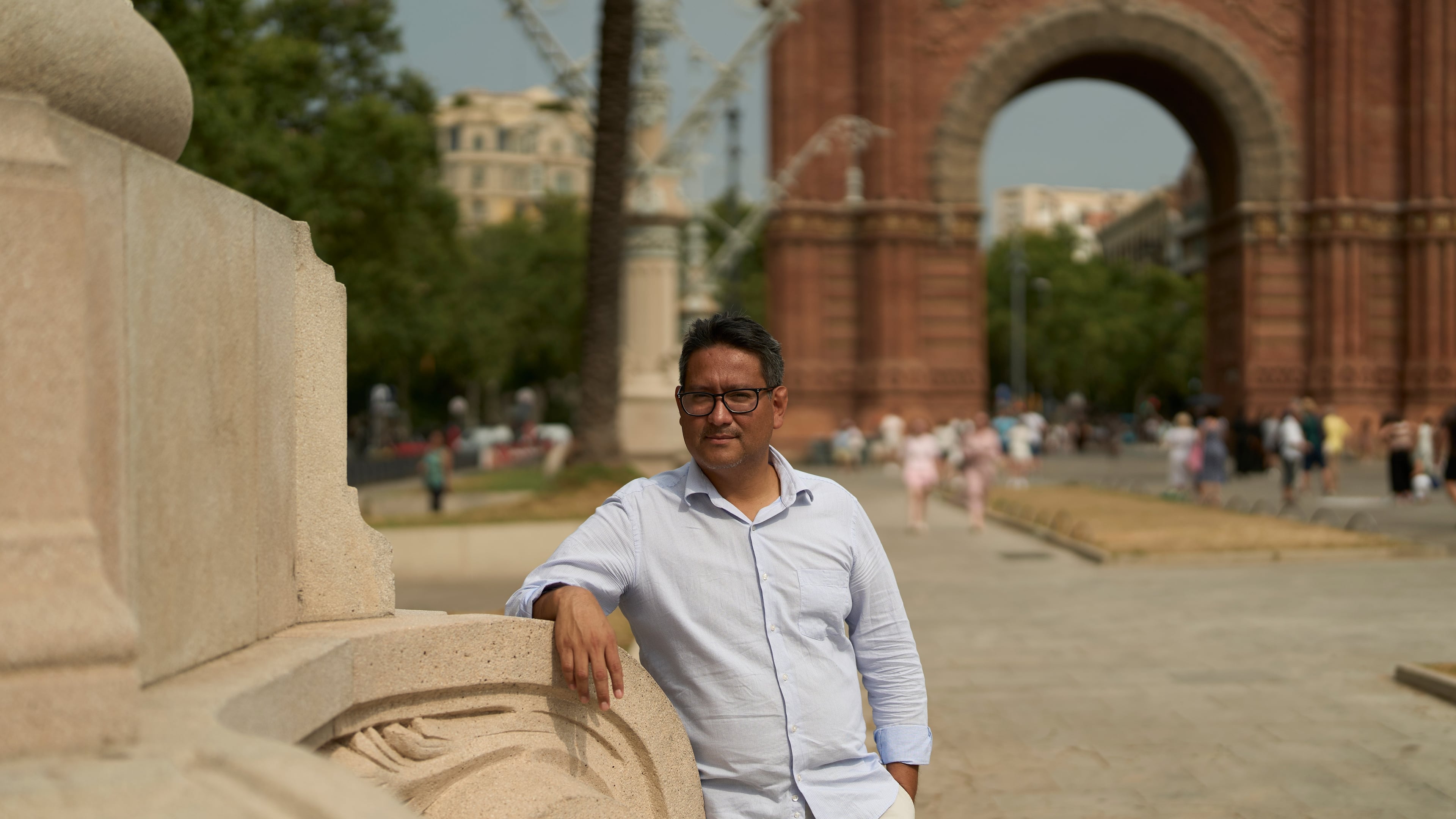 Juan Carlos Arce, human rights defender and refugee from Nicaragua, poses for a photo in Barcelona, Spain, Friday, July 24, 2026. (AP Photo/Renata Brito)
