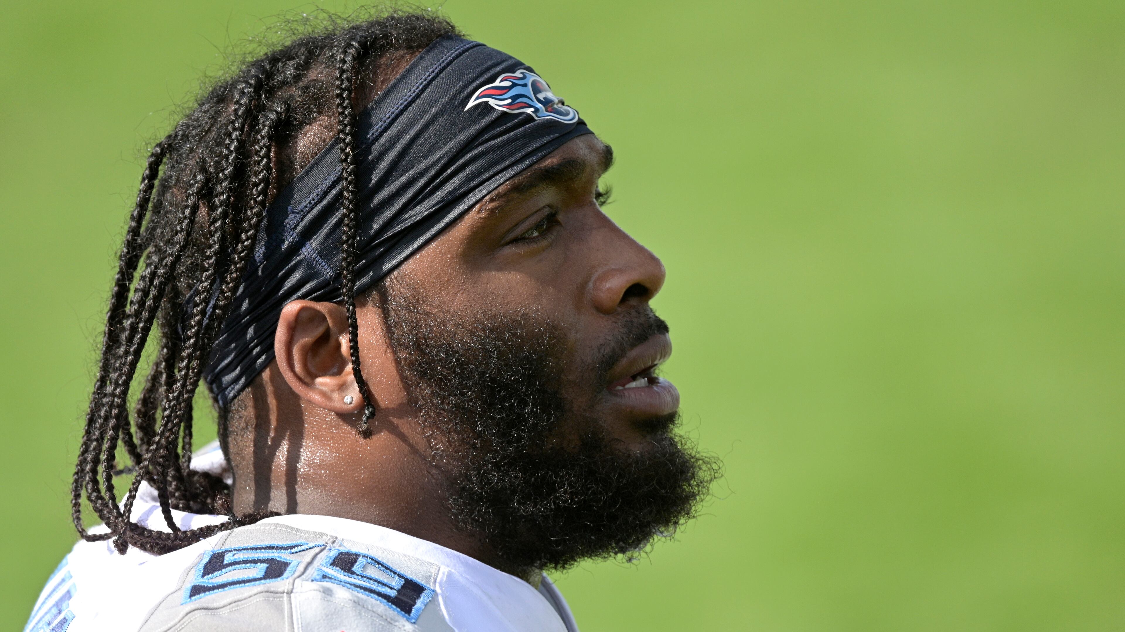 Tennessee Titans linebacker Tuzar Skipper (59) warms up before an NFL football game against the Jacksonville Jaguars, Sunday, Dec. 13, 2020, in Jacksonville, Fla. The Atlanta Falcons signed Skipper during camp ahead of the 2021 NFL season. (Phelan M. Ebenhack/AP)