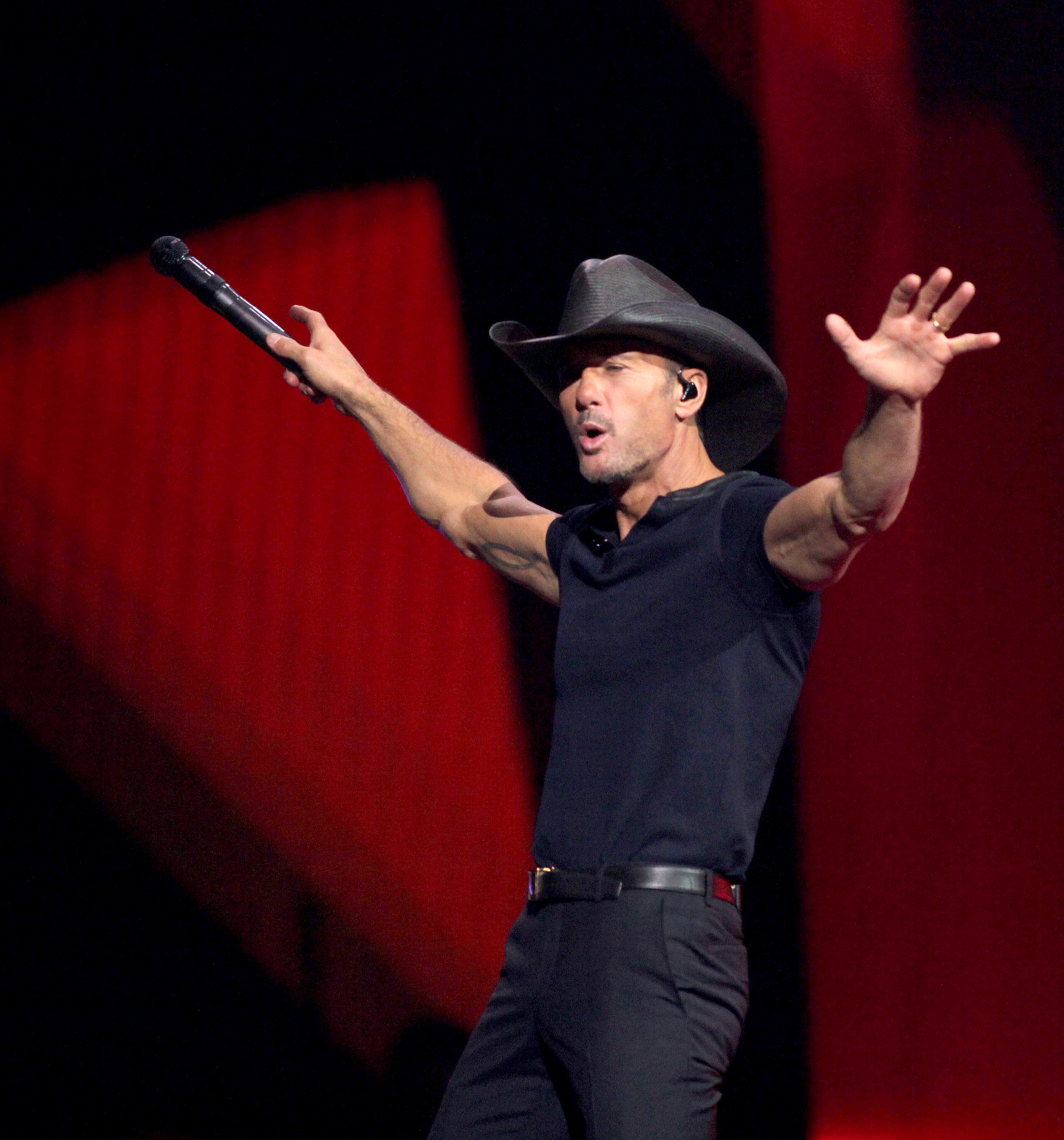 April 23, 2017 - ATLANTA: Country superstar country spouses Tim McGraw and Faith Hill performing at the Philip's Arena, Sunday, April 23, 2017 as a part of their Soul2Soul. . His iconic career achievements include being named the BDS Radioâs Most Played Artist of the Decade for all music genres, having the Most Played Song of the Decade for all music genres with âSomething Like That,â and being the only artist to score two sets of three simultaneous top 20 Billboard Country Airplay hits. He is the most played country artist since his debut in 1992, with two singles spending over 10 weeks at #1 (âLive Like You Were Dyingâ and âOver and Overâ). His recent multi-chart number 1 single âHumble and Kind,â off his Damn Country Music album is his 59th release to hit top 10 or better. (Akili-Casundria Ramsess/Eye of Ramsess Media)