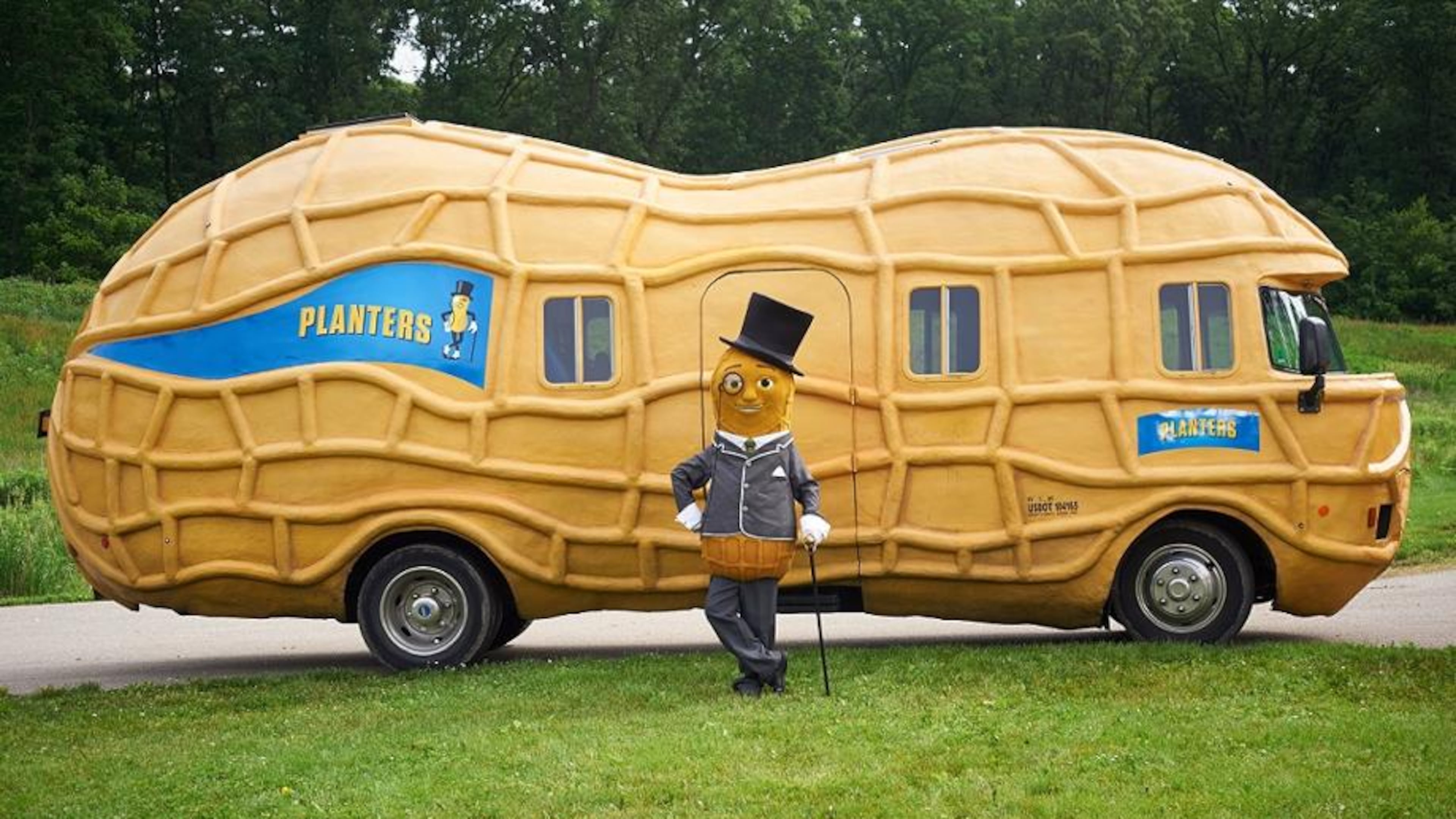 Planters NUTmobile Making Stops in Dayton