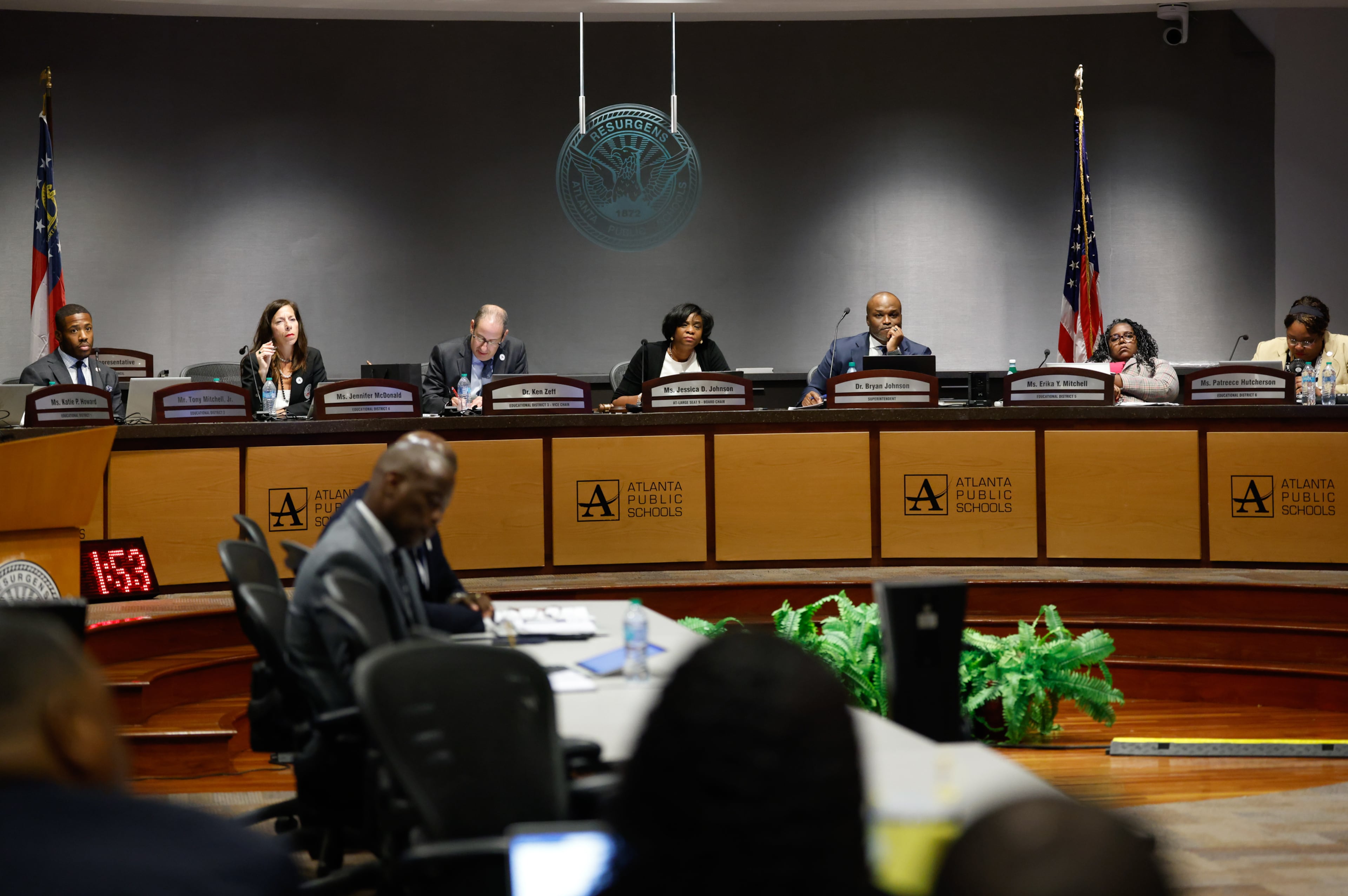 Coalition pushes for ICE entrance policy passage in schools