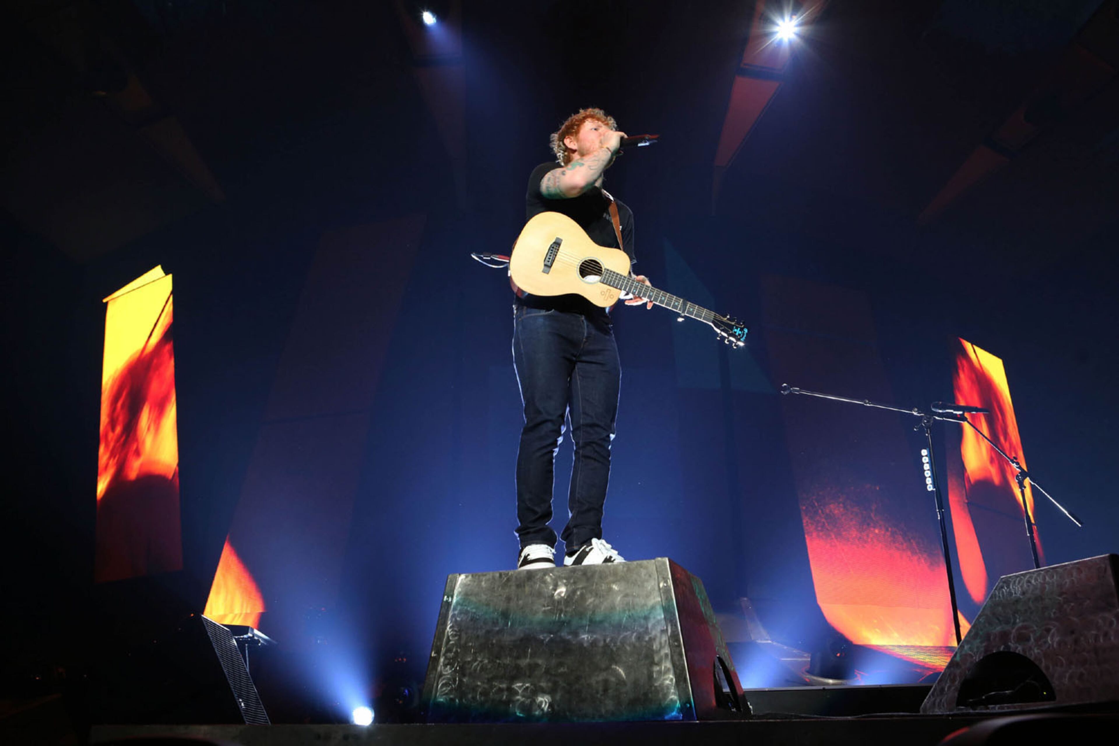 #6 of #30. PLEASE KEEP IN SEQUENTIAL ORDER FOR THE CONTINUITY OF THE GALLERY.
British stars Ed Sheeran and James Blunt rocked the first of two sold out nights at Infinite Energy Center on Friday, August 25, 2017.
Robb Cohen Photography & Video /RobbsPhotos.com