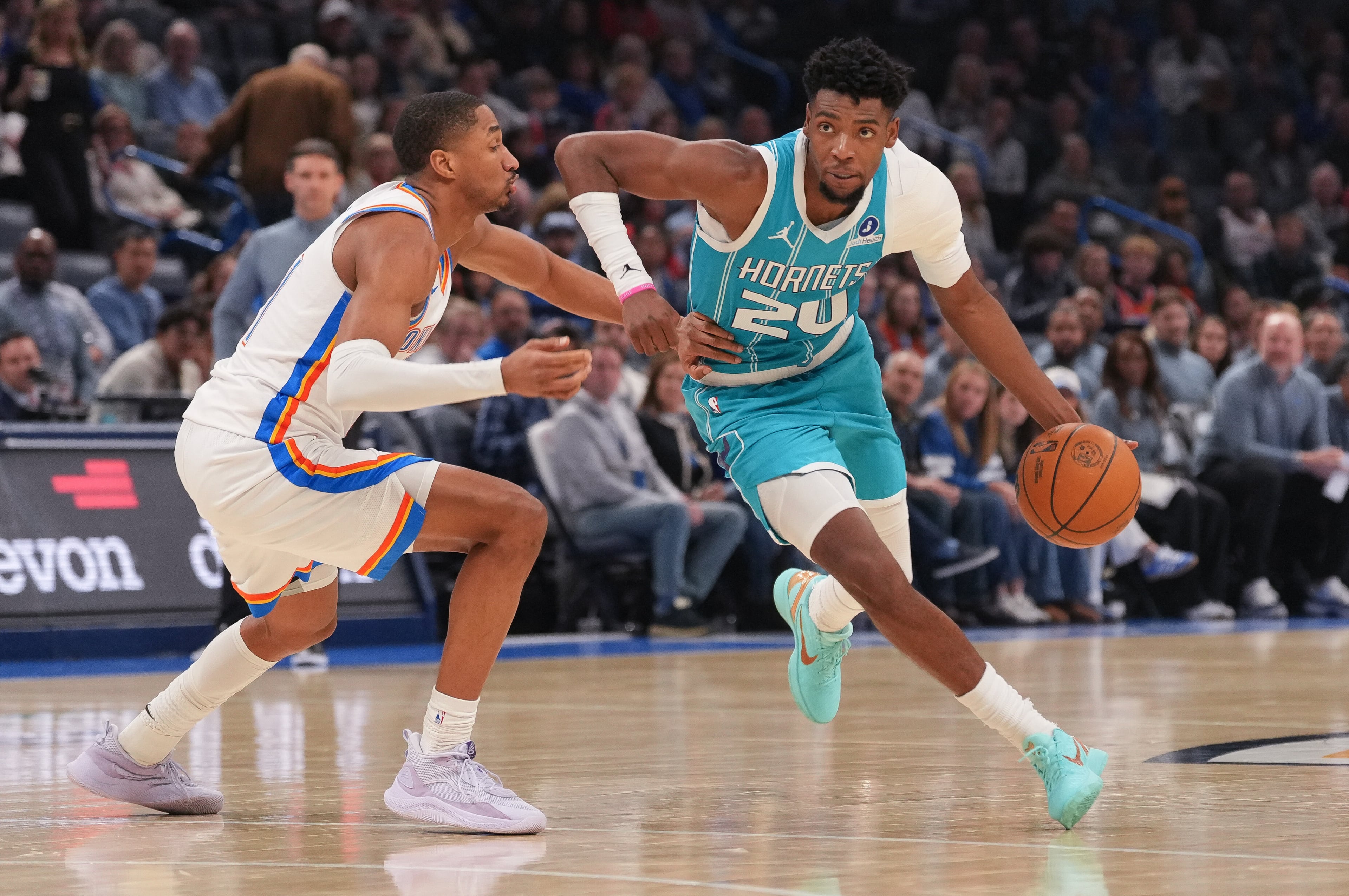 Hornets Thunder Basketball