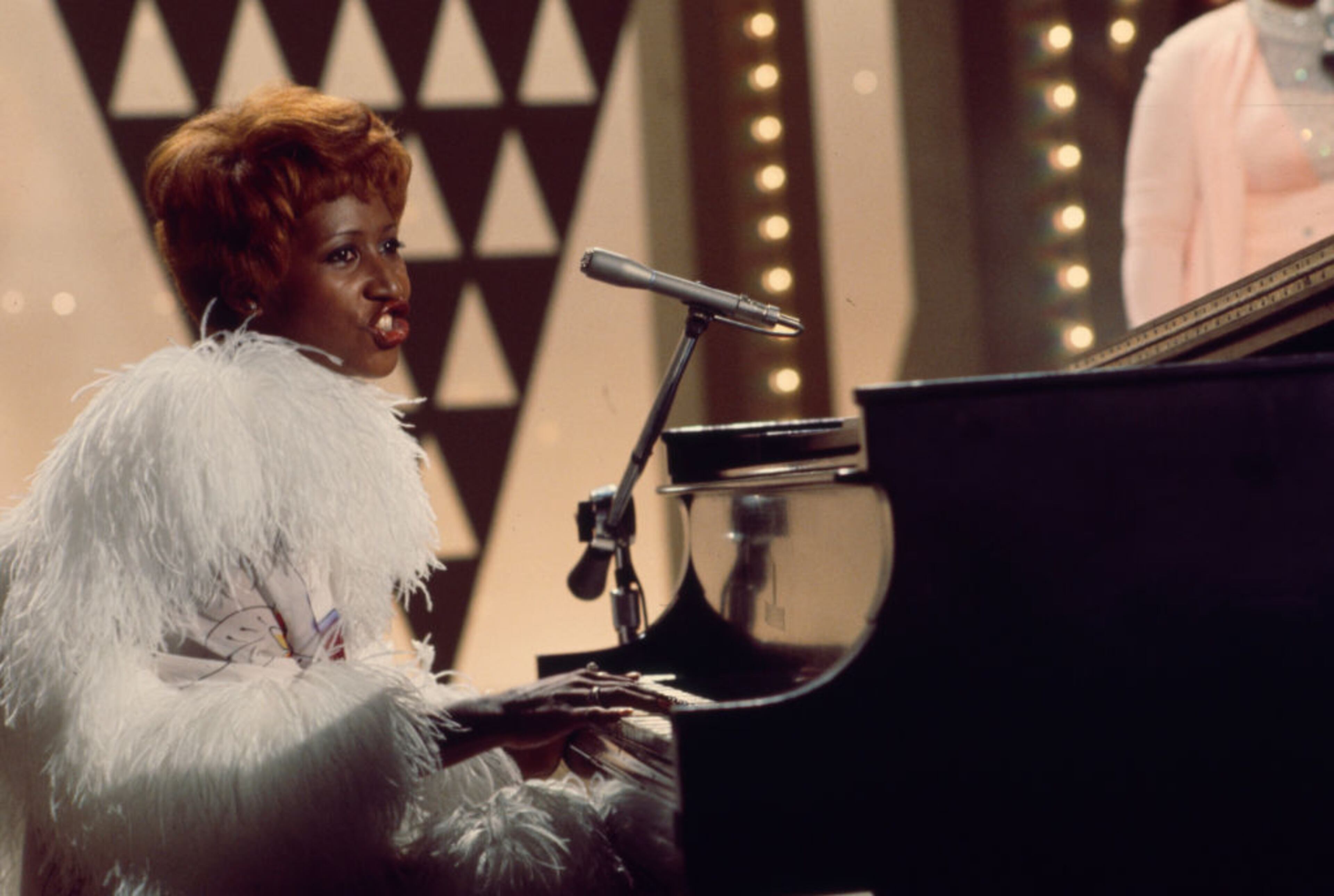 Unspecified - 1975: Aretha Franklin performing live. (Photo by ABC via Getty Images)