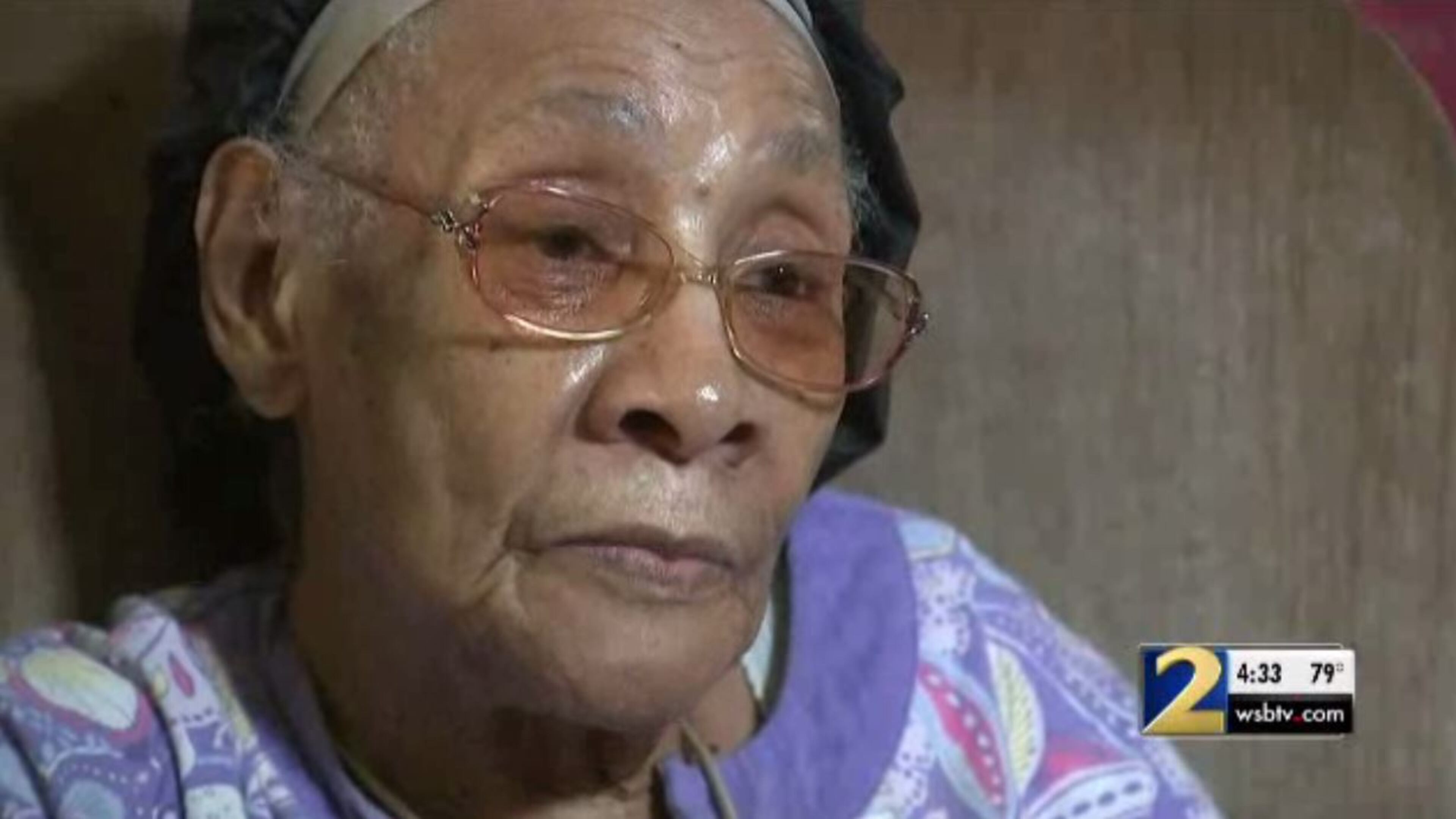 Everlina Jackson's daughter said they realized something was wrong when they stopped getting mail from the bank.