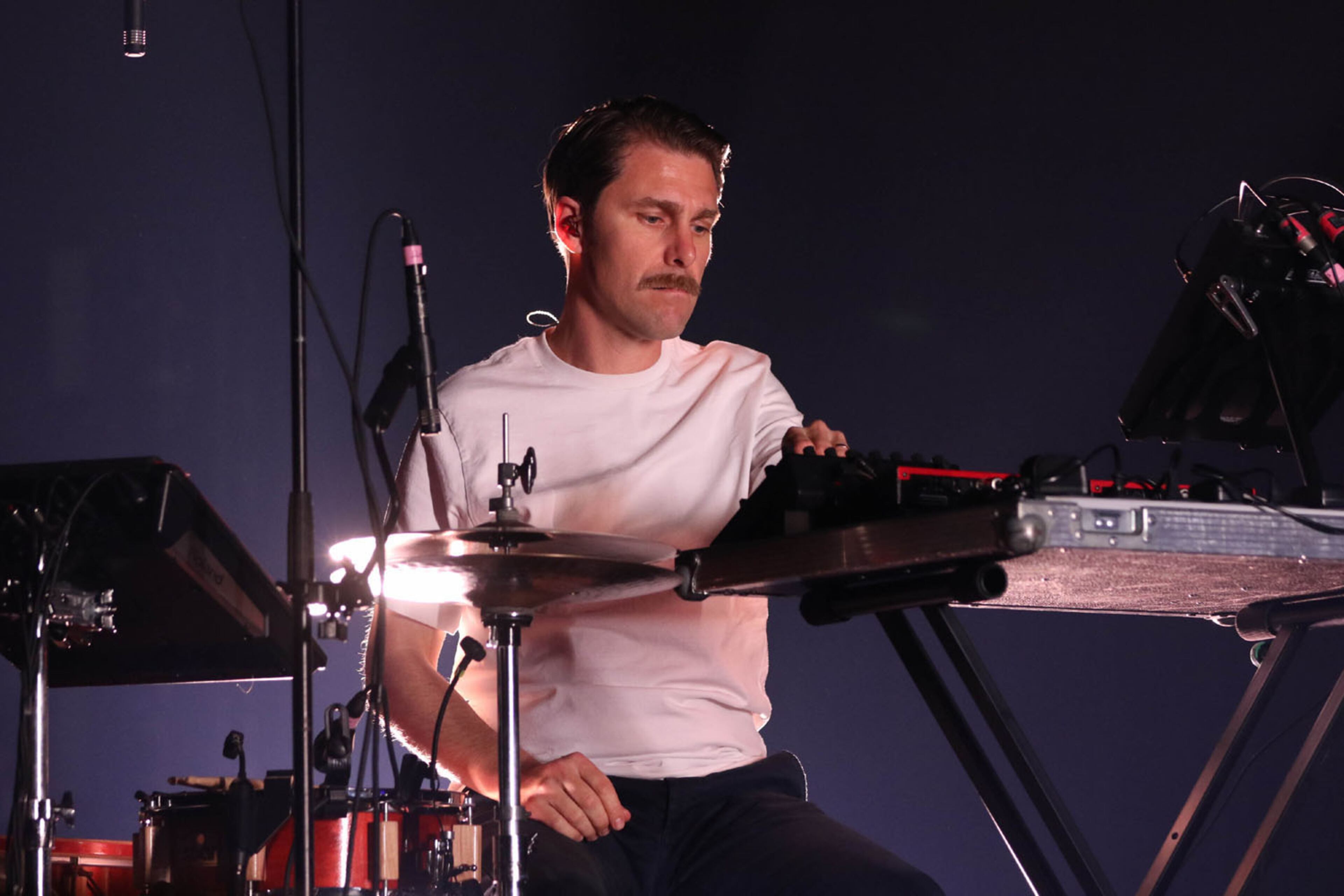 -- Andrea Belfi
Thom Yorke, the genius and voice behind Radiohead, played to a sold out Fox Theatre crowd on Sunday, October 6, 2019, with Andrea Belfi opening.
Robb Cohen Photography & Video /RobbsPhotos.com