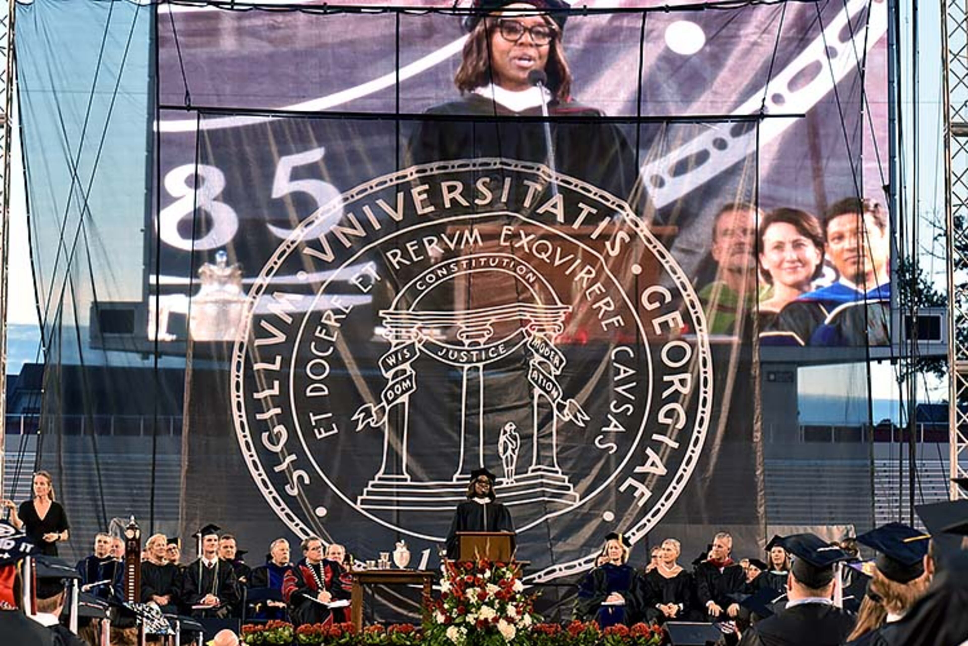 May 10, 2019 Athens - Deborah Ann Roberts, news correspondent, delivers the spring undergraduate Commencement address during UGA's 2019 spring undergraduate commencement ceremony at Sanford Stadium in Athens on Friday, May 10, 2019. HYOSUB SHIN / HSHIN@AJC.COM