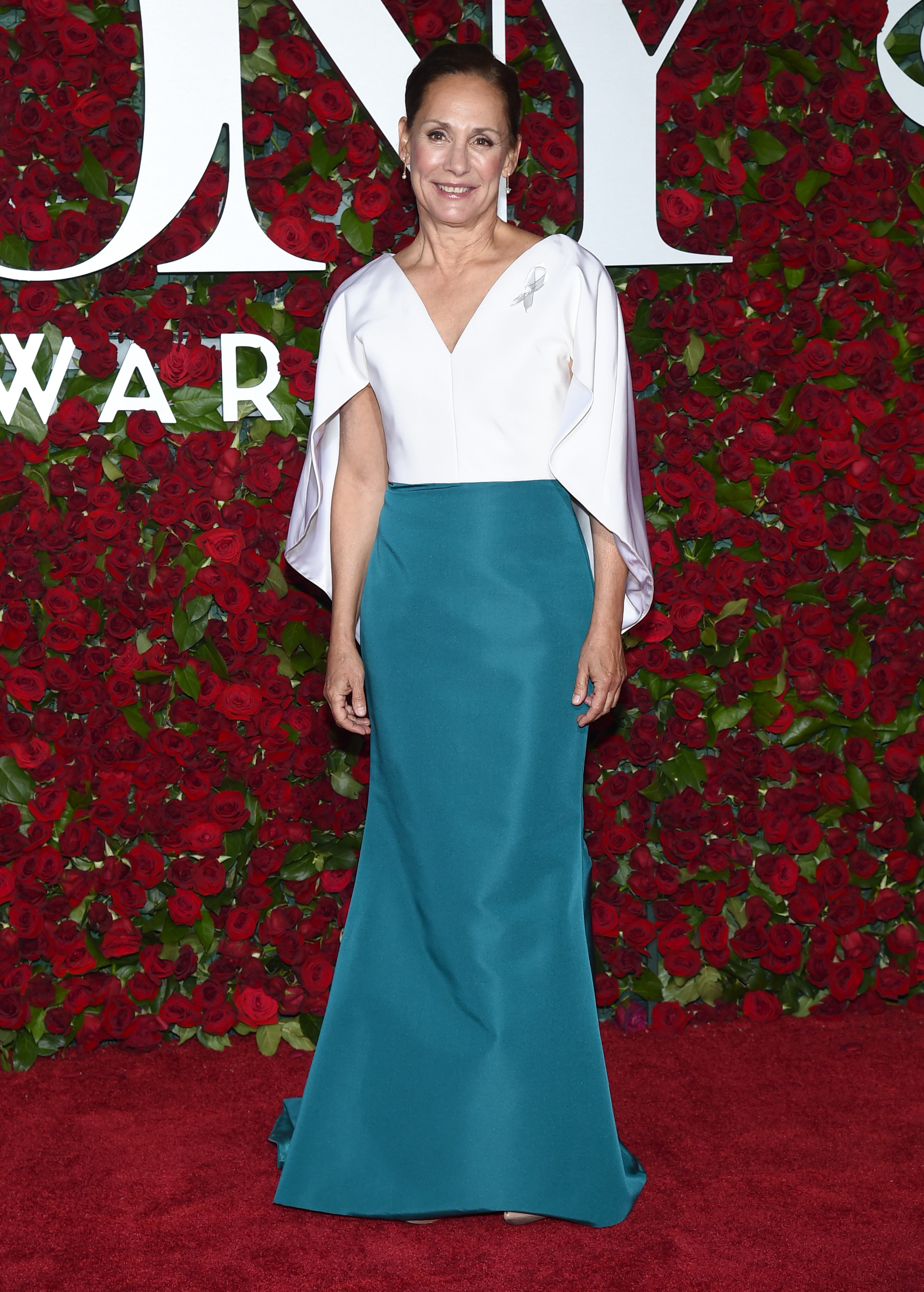 Laurie Metcalf arrives at the Tony Awards at the Beacon Theatre on Sunday, June 12, 2016, in New York. (Photo by Charles Sykes/Invision/AP)