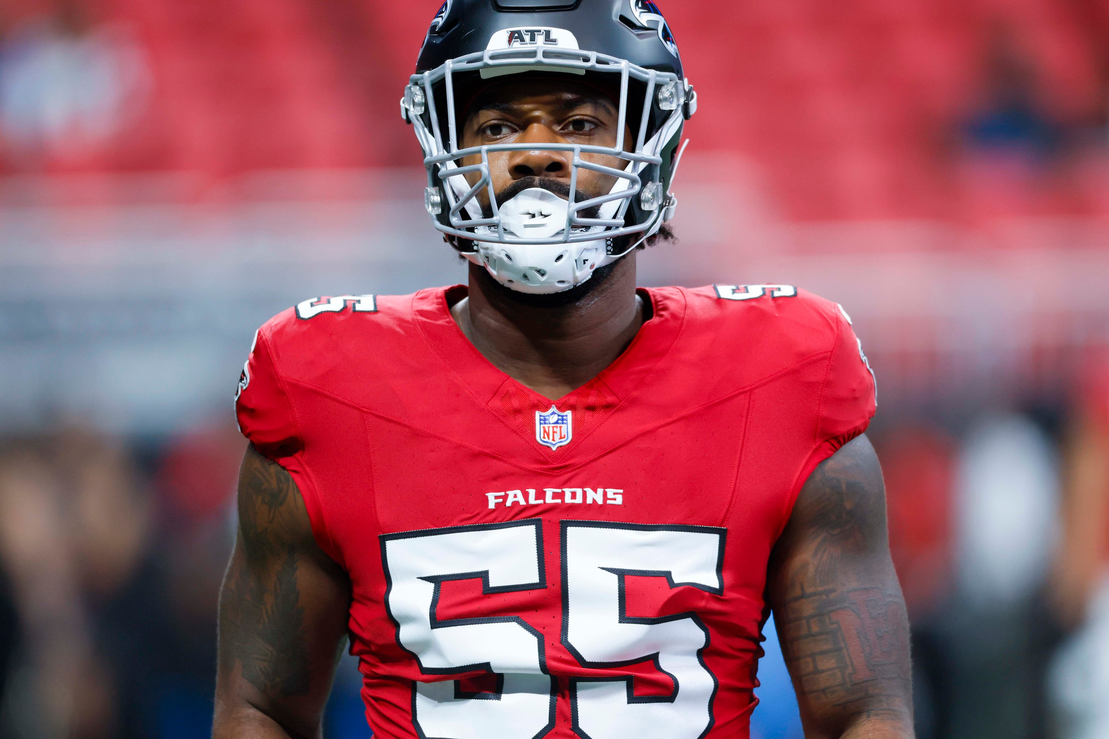 Atlanta Falcons defensive end Za’Darius Smith (55) is seen during warm-ups before the game against the Carolina Panthers at Mercedes-Benz Stadium in Atlanta on Sunday, September 20, 2026. (Miguel Martinez/AJC)
