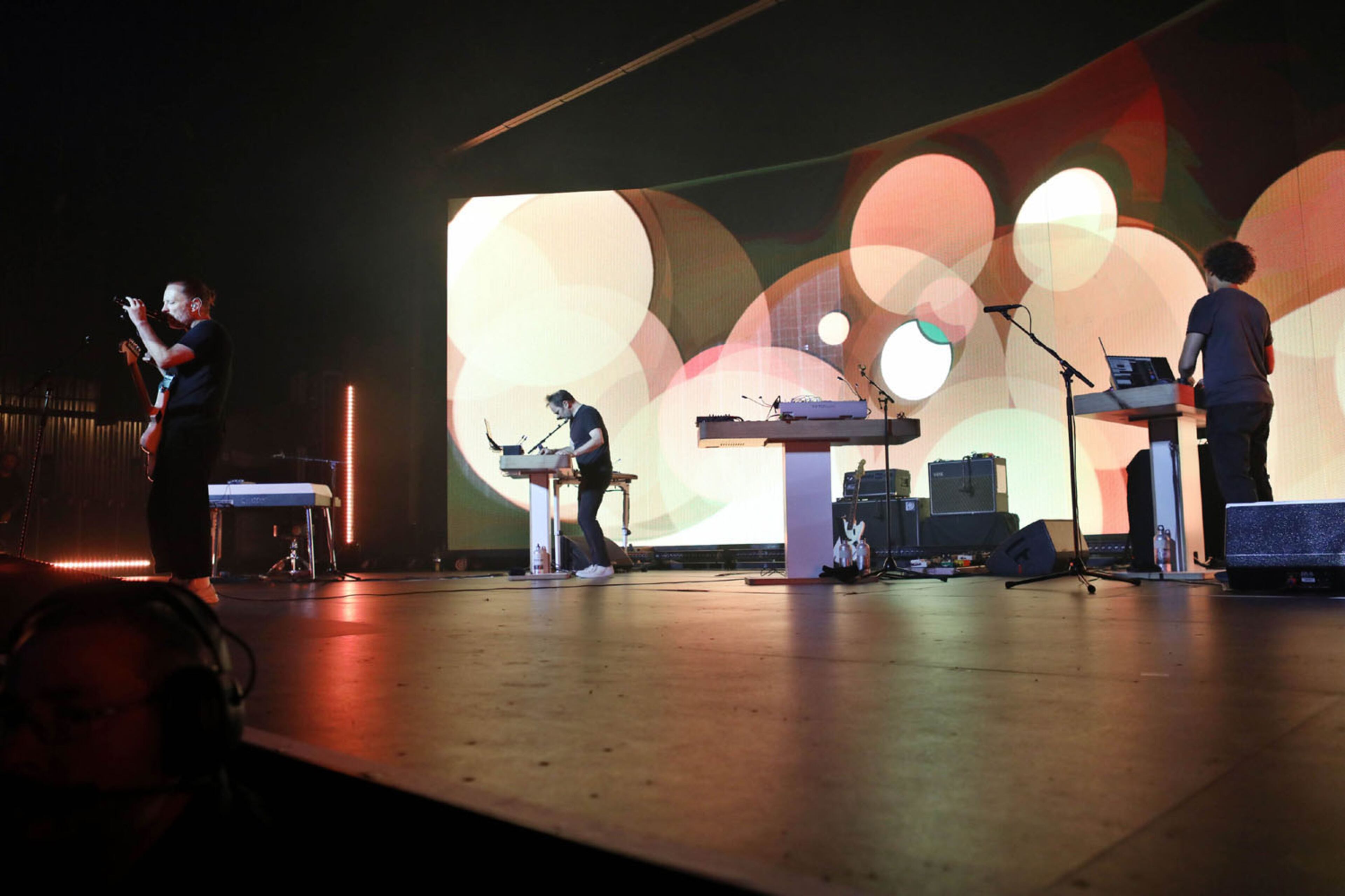 Thom Yorke, the genius and voice behind Radiohead, played to a sold out Fox Theatre crowd on Sunday, October 6, 2019, with Andrea Belfi opening.
Robb Cohen Photography & Video /RobbsPhotos.com