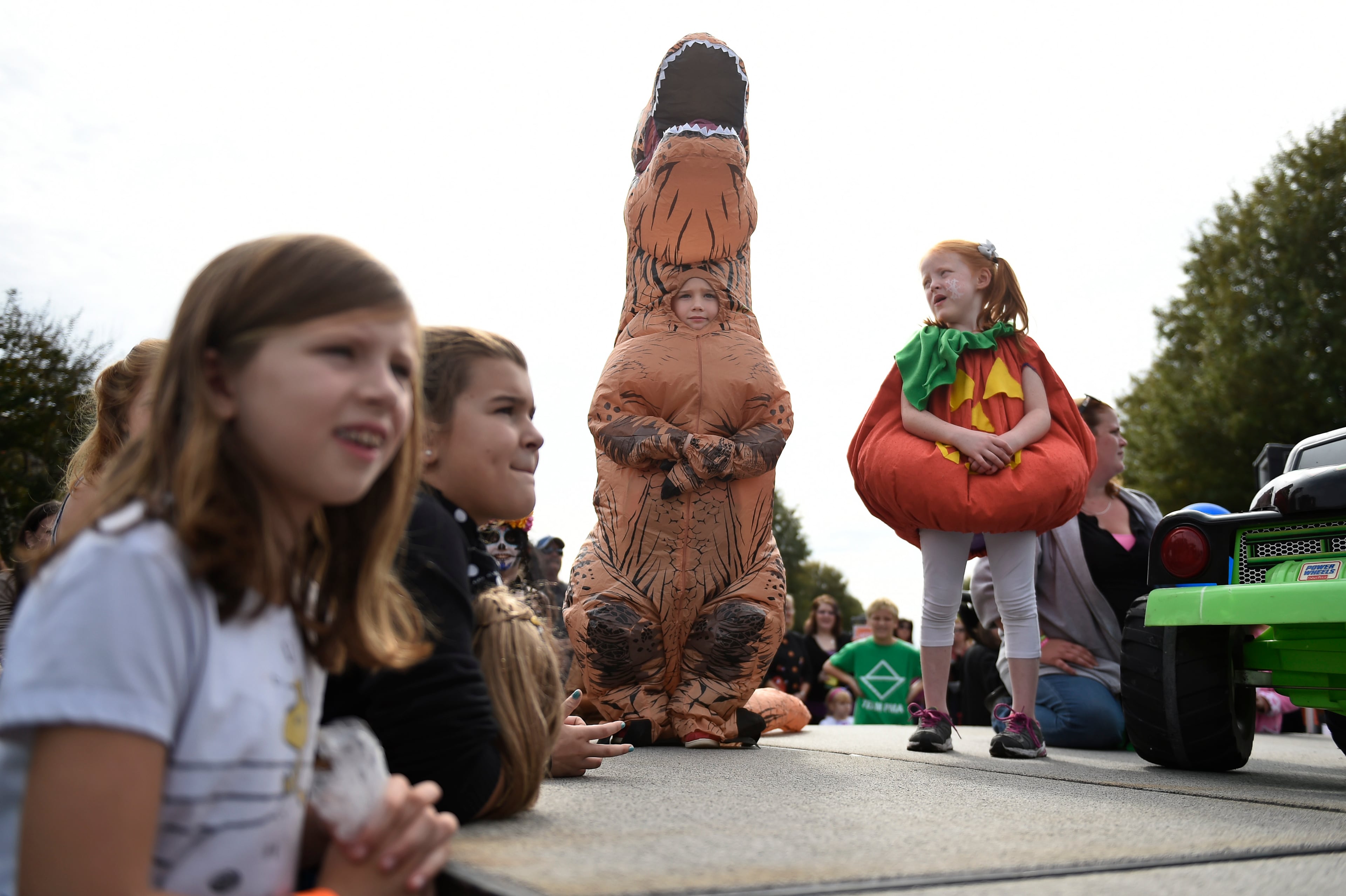 Children compete during a Halloween costume contest at the Jack-O-Lantern Jubilee in North Augusta, S.C., Saturday, Oct. 31, 2015. (/The Augusta Chronicle via AP) MANDATORY CREDIT