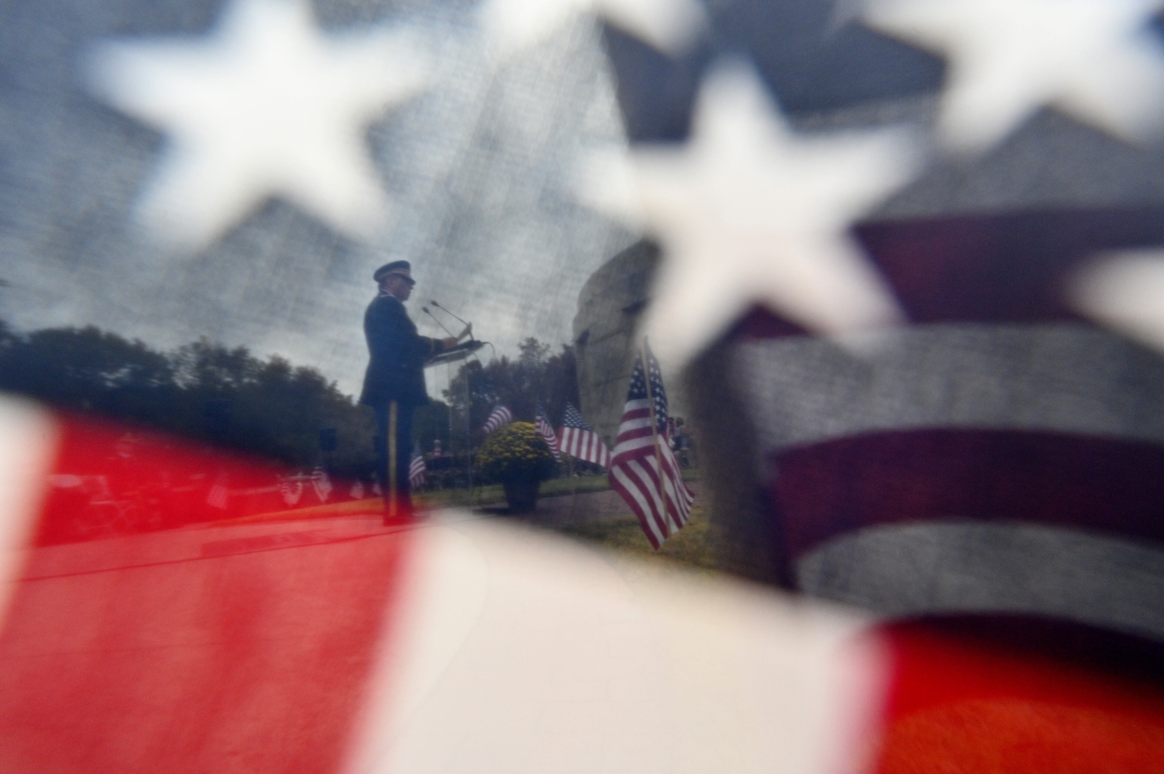 November 11, 2021 Atlanta - Colonel Richard White, retired US Army, delivers Veterans Day message during 2021 Veterans Day commemoration ceremony honoring the service and sacrifice of all our nationÕs veterans at Atlanta History Center on Thursday, November 11, 2021. Atlanta History CenterÕs annual Veterans Day program honors the sacrifice of the women and men who served in the United States armed forces. (Hyosub Shin / Hyosub.Shin@ajc.com)